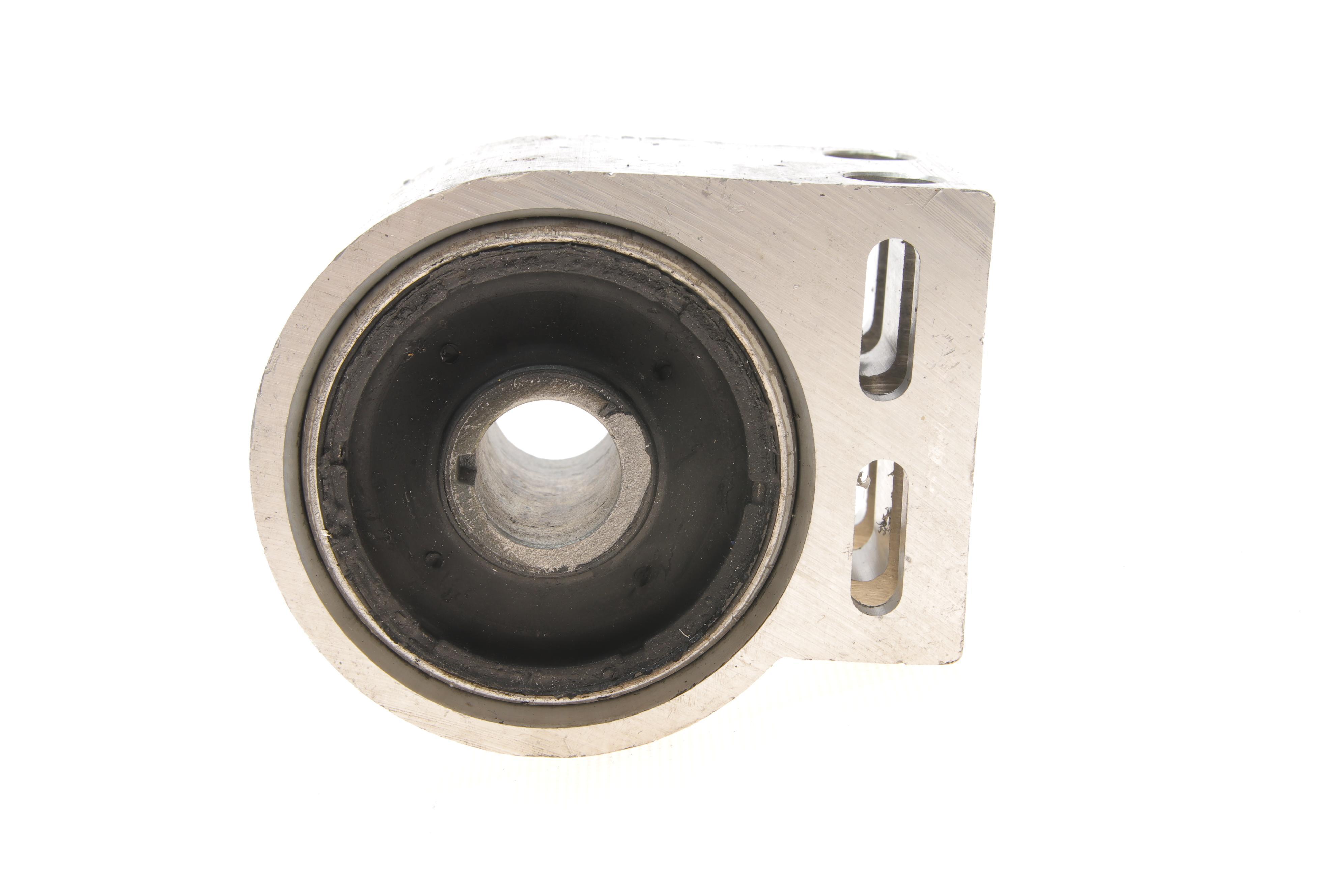 Сайлентблок важеля (переднього) Opel Antara/Chevrolet Captiva 06-