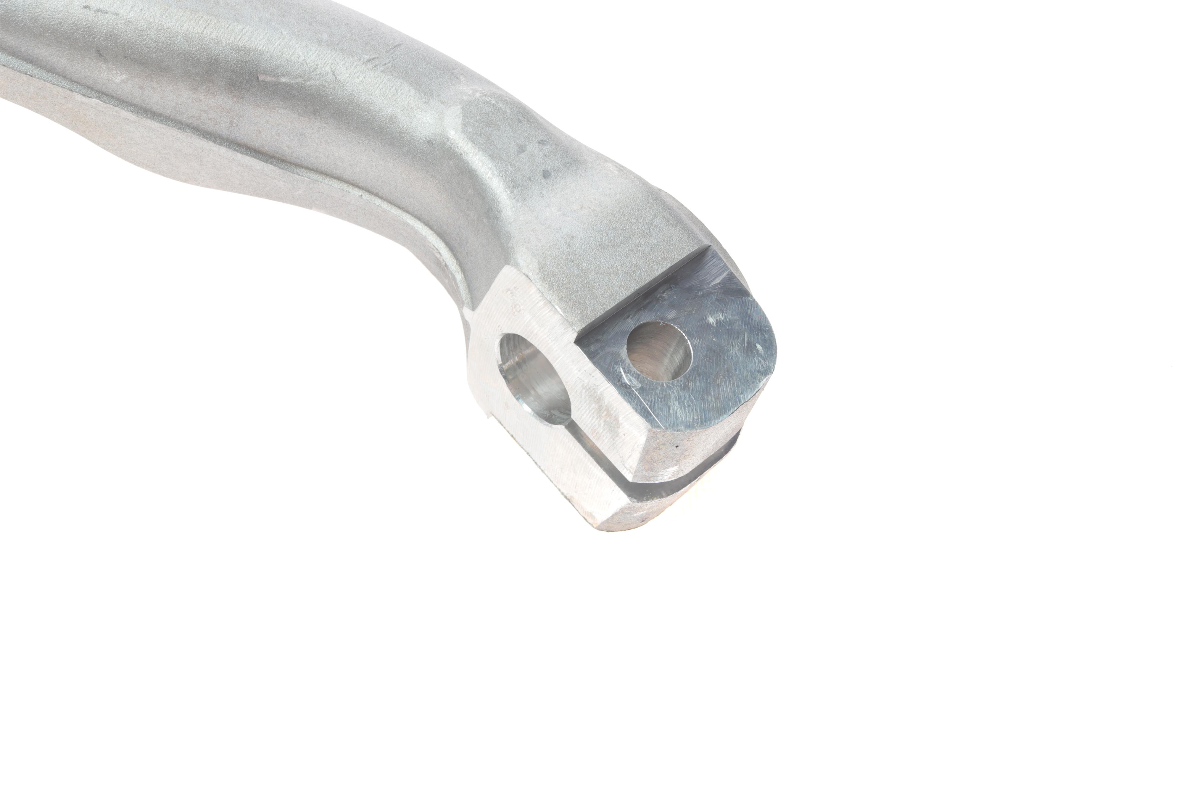 Кулак поворотний (цапфа) Audi A6 2.4-4.2 04-11 (R) (передня)