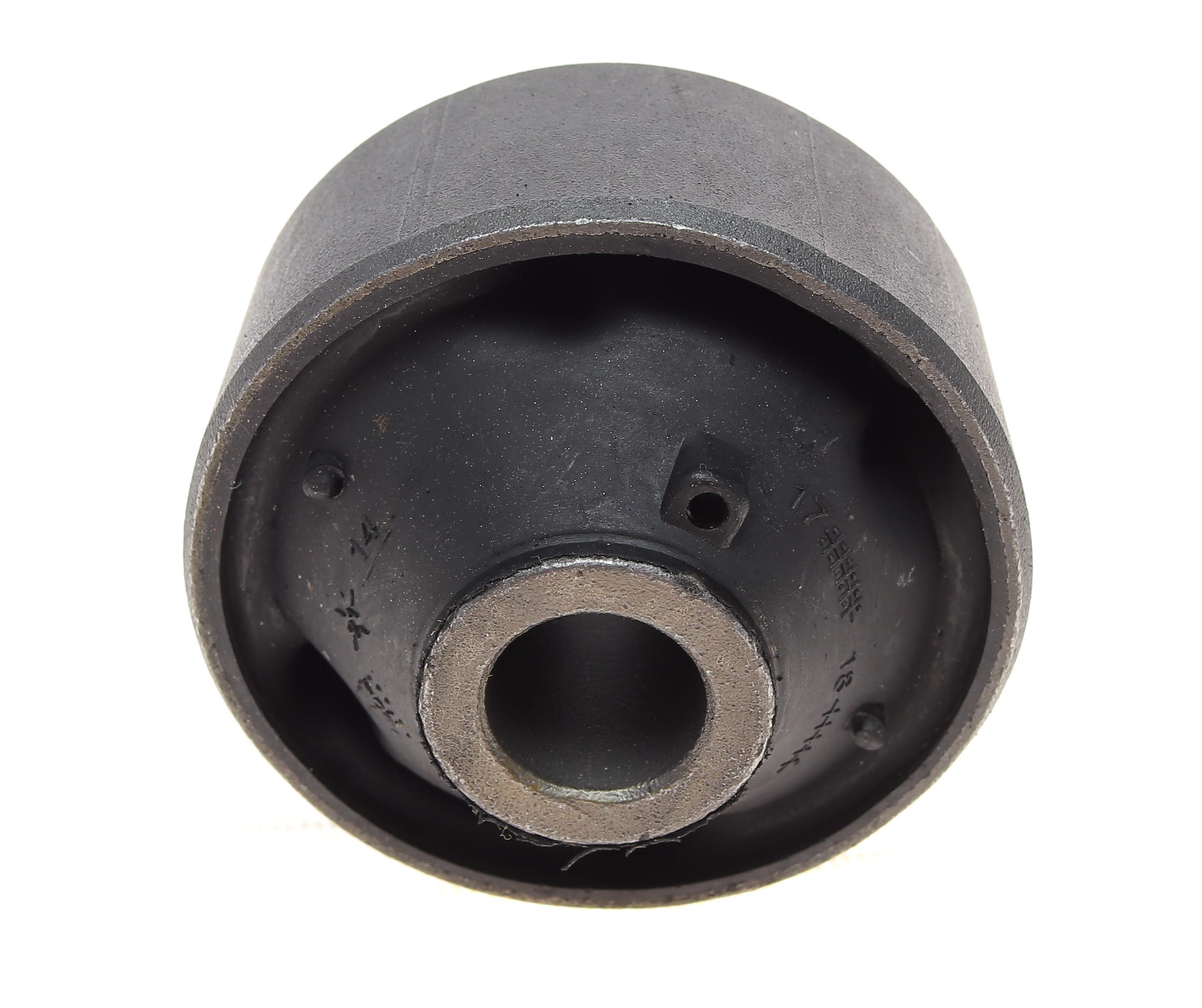 Сайлентблок важеля (переднего/снизу/сзади) Toyota Rav 4 06-