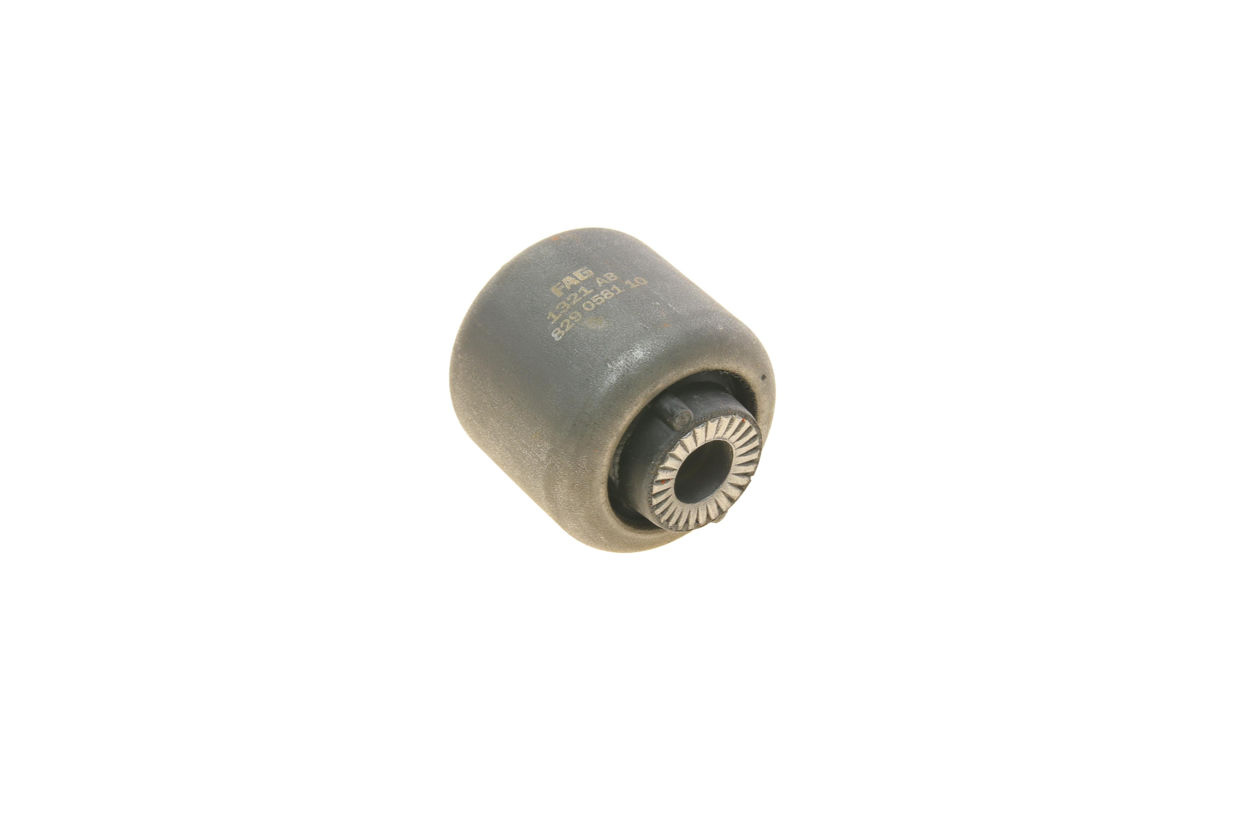 Сайлентблок важеля (переднього) BMW X3 (F25)/X4 (F26) 10-