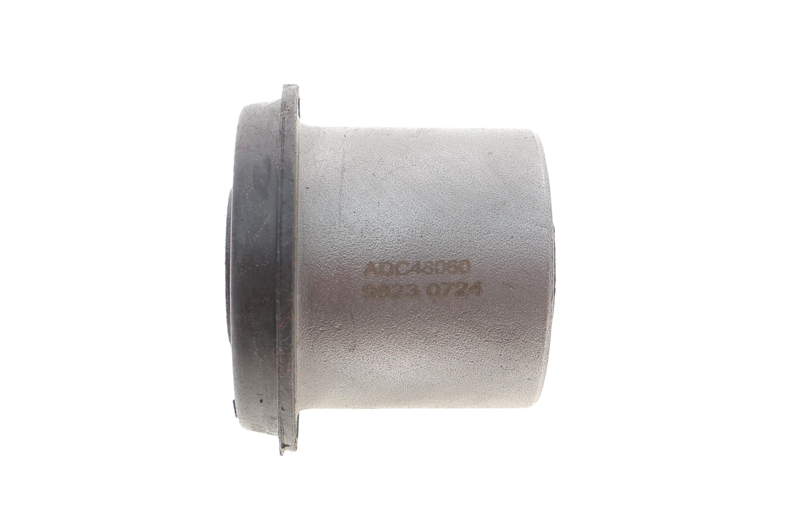 Сайлентблок важеля (переднього/зверху) Mitsubishi L200 96-07/Pajero 94-00/Pajero Sport 98-