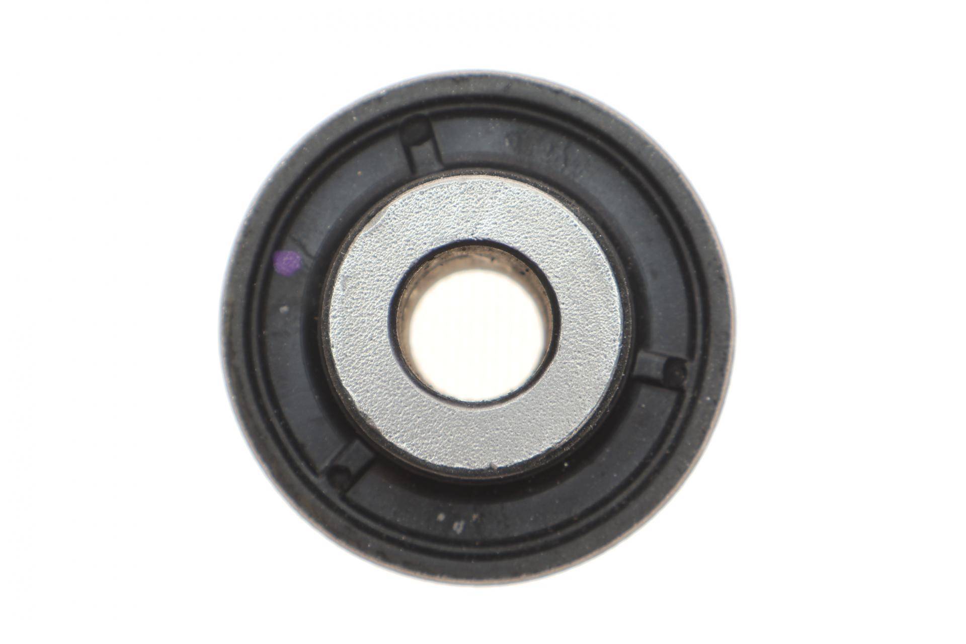 Сайлентблок важеля (переднього/спереду) Nissan Juke/Leaf 10-