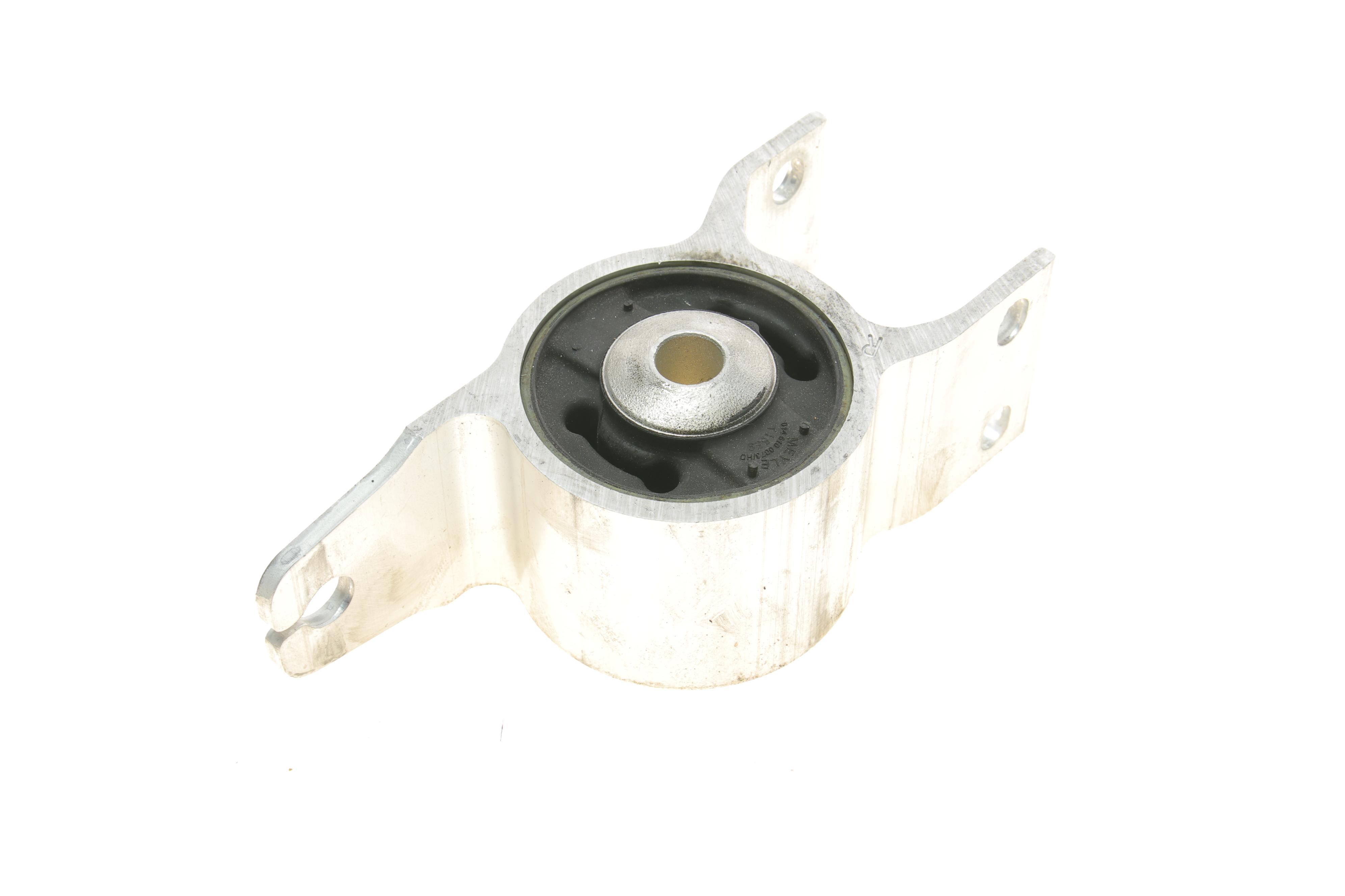 Сайлентблок важеля (переднього/знизу) MB A-class (W177) 18- (R)