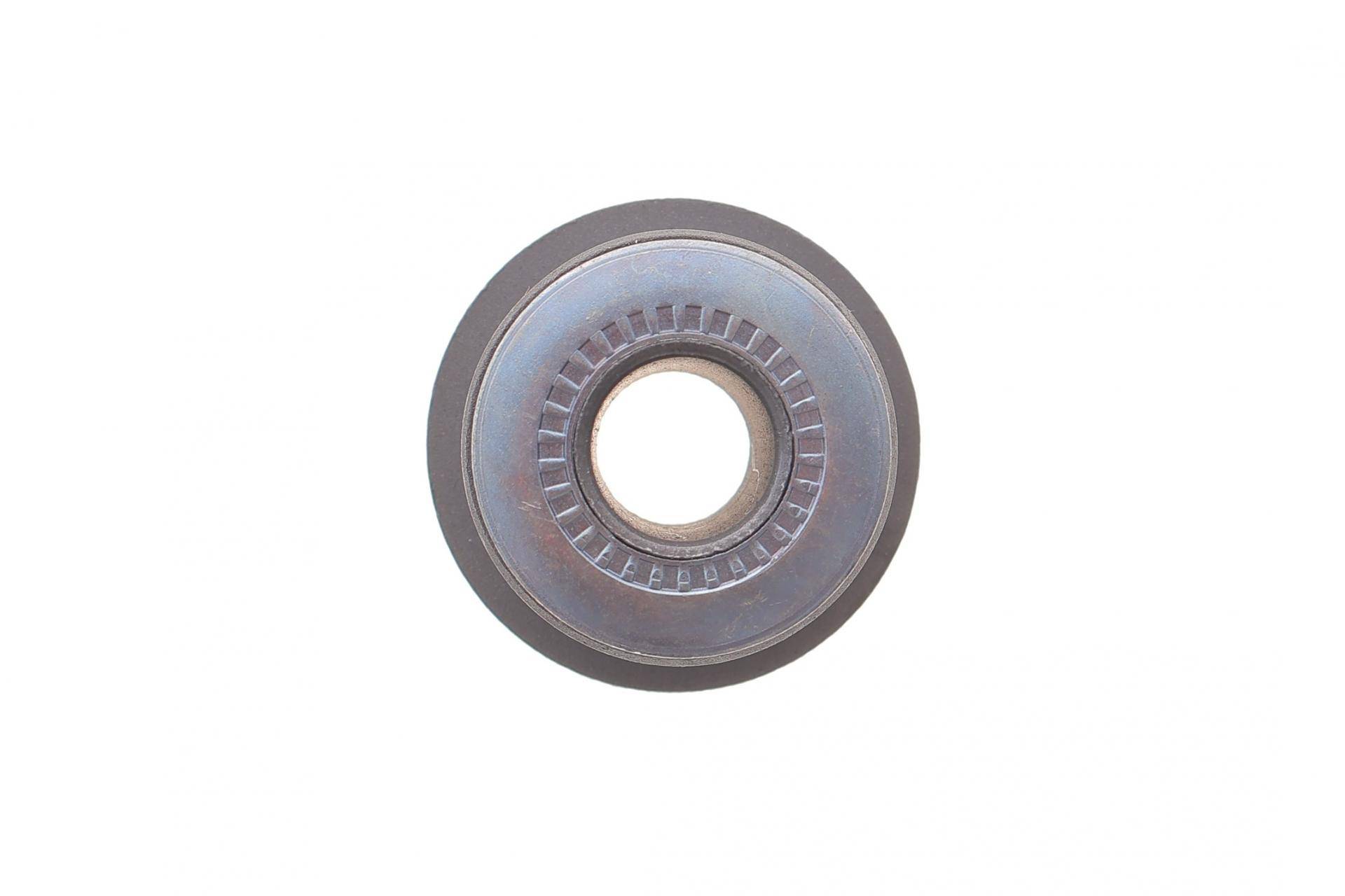 Сайлентблок важеля (переднього/знизу/спереду) Toyota Land Cruiser 300 02-09