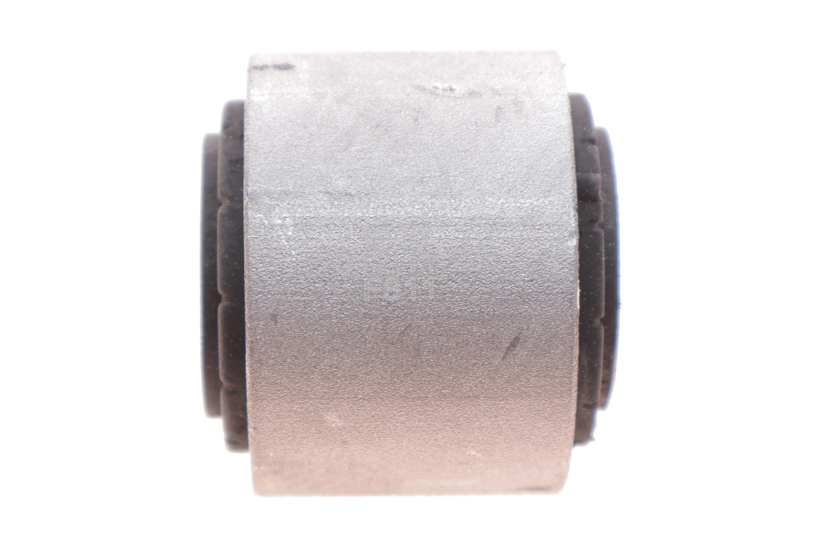 Сайлентблок важеля (заднього/зверху) Audi Q7/VW Touareg 02-