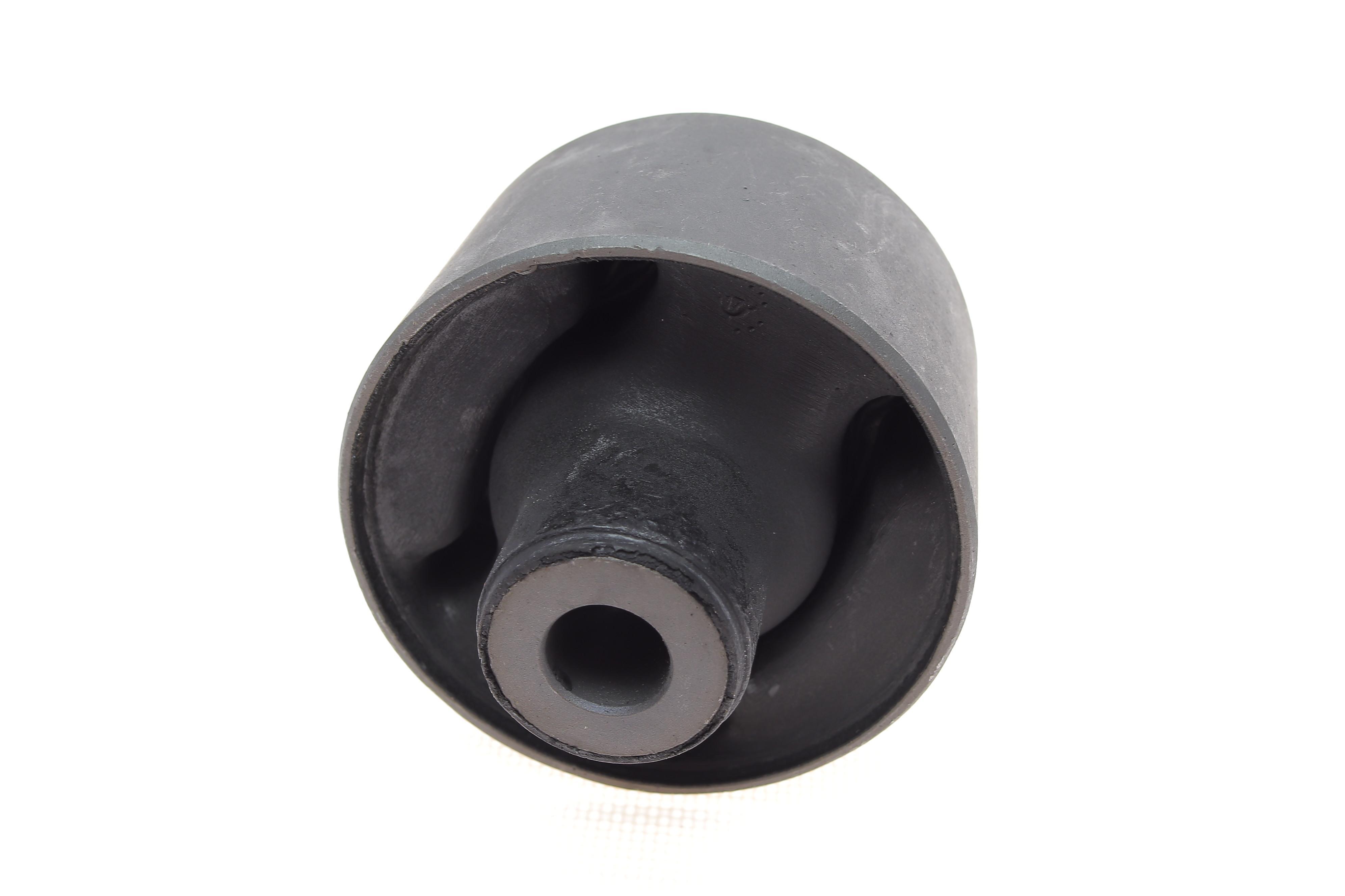 Сайлентблок важеля (заднього/спереду) Mitsubishi Colt/Carisma/Lancer 92-06 (повздовжнього)