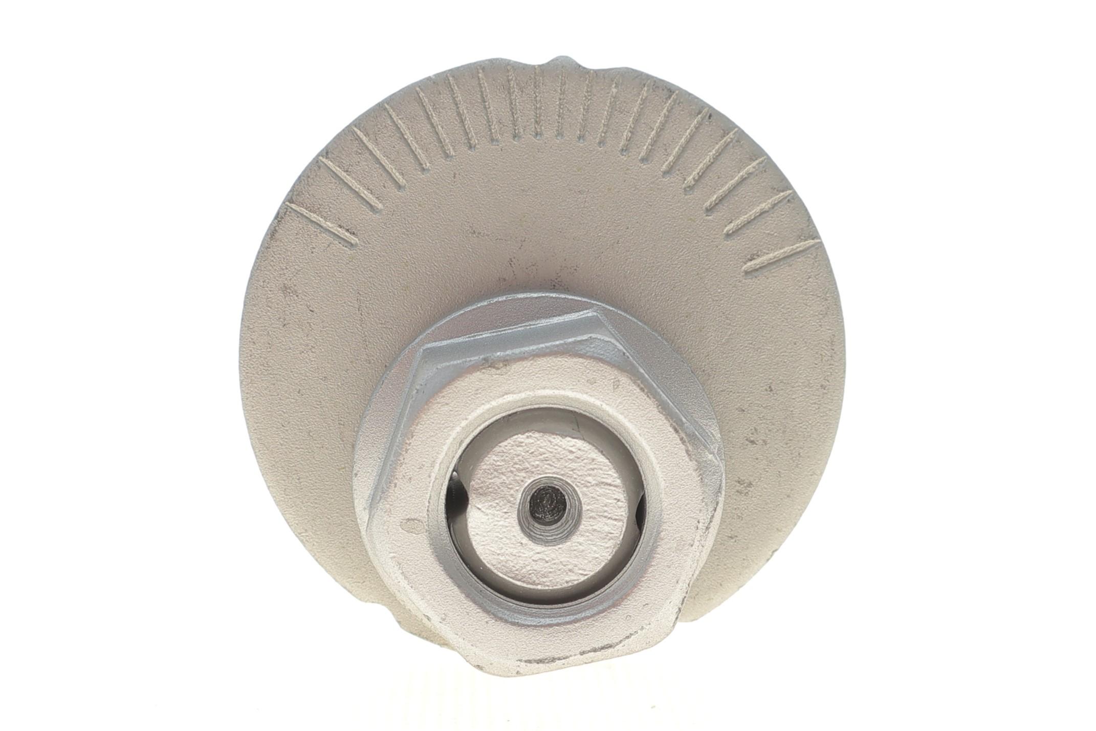 Болт регулювання кута развалу Toyota Sequoia/Tundra 06-