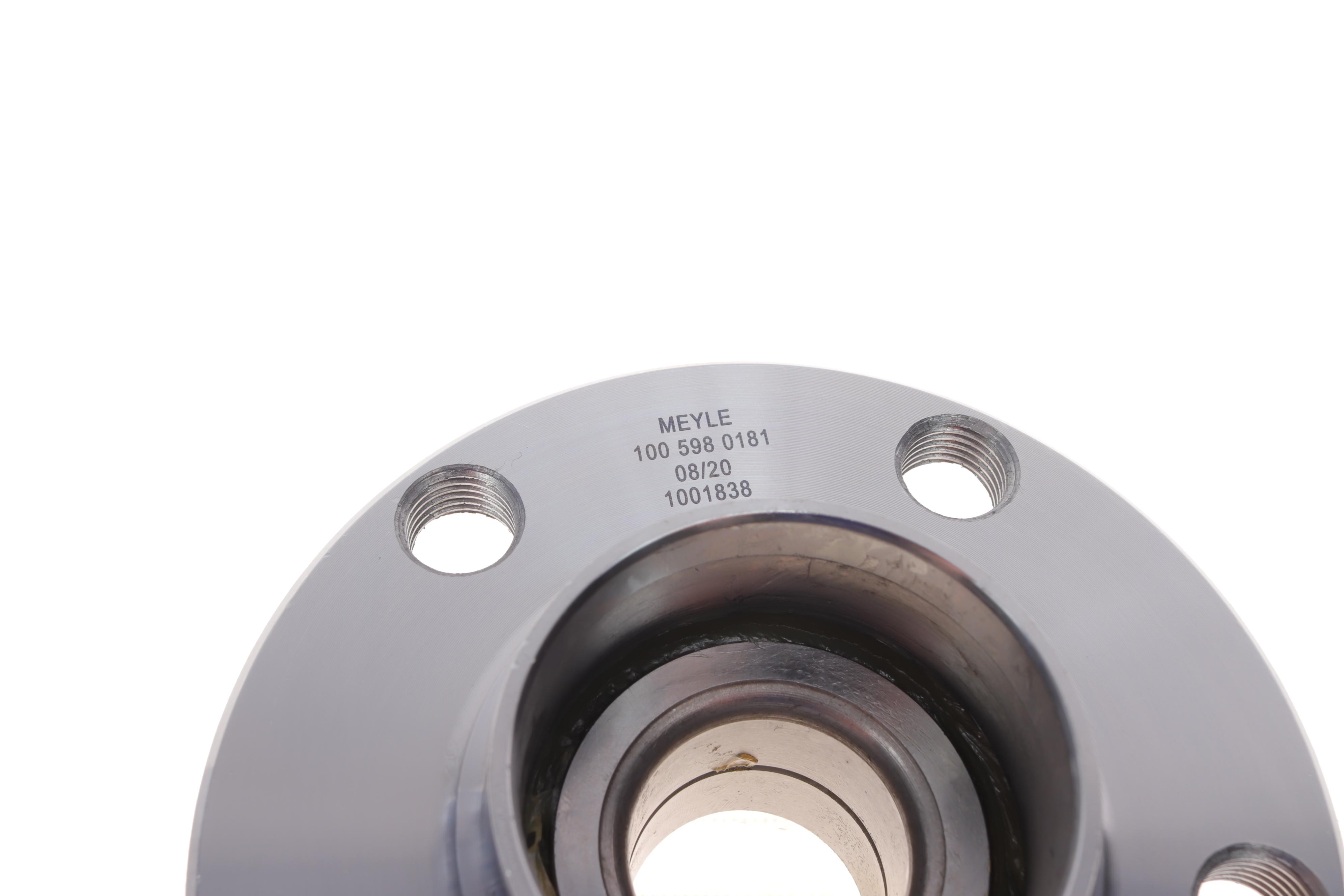 Підшипник маточини (задньої) Skoda Octavia 97-10/VW Bora/Golf IV 98-05