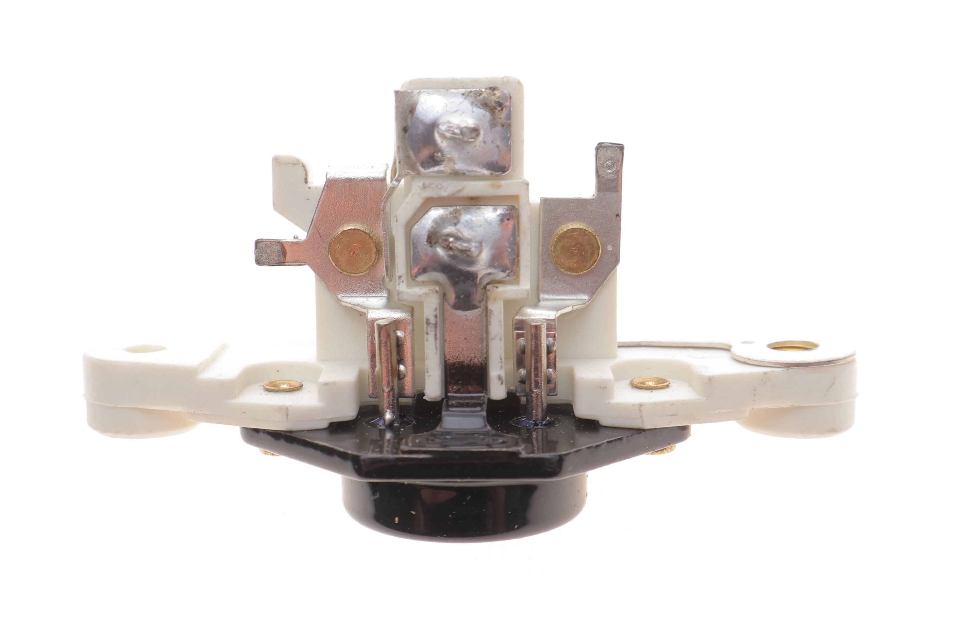 Реле генератора (12V) VW LT-96/T4 -03