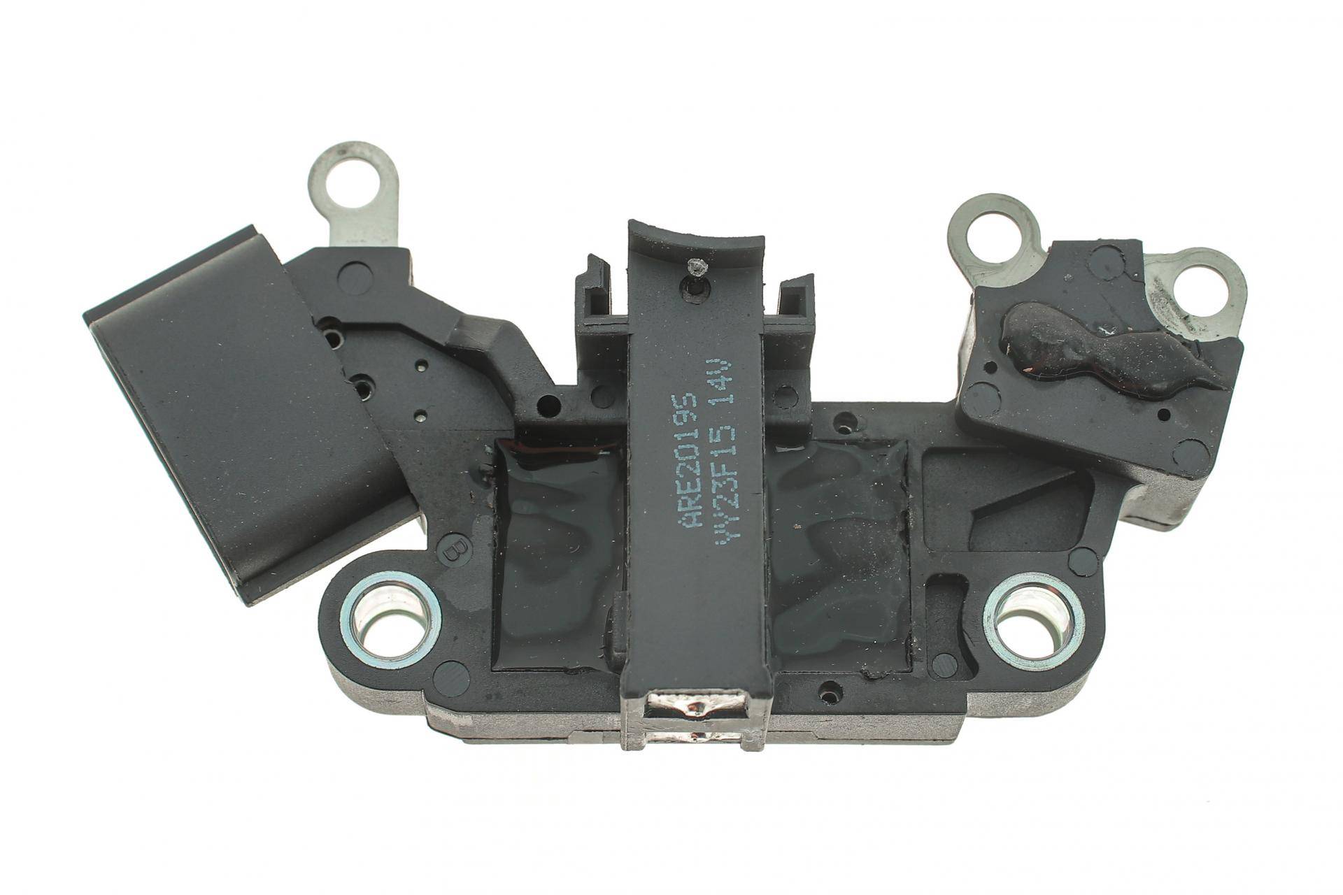 Реле генератора (12V) Nissan Maxima 2.0/3.0 95-03