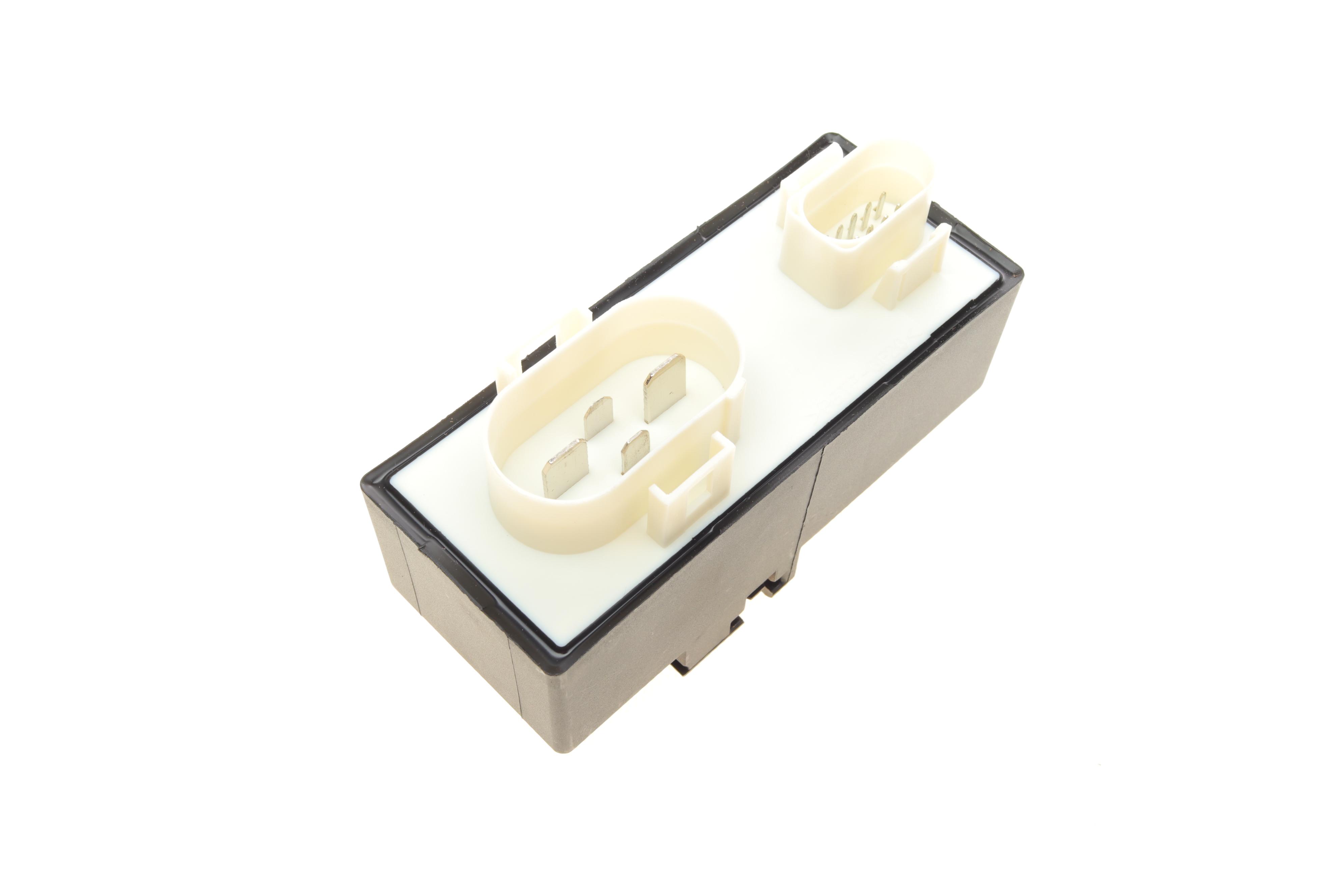 Блок управління вентилятором VW Golf IV/Polo 96-06/Skoda Octavia 97-10