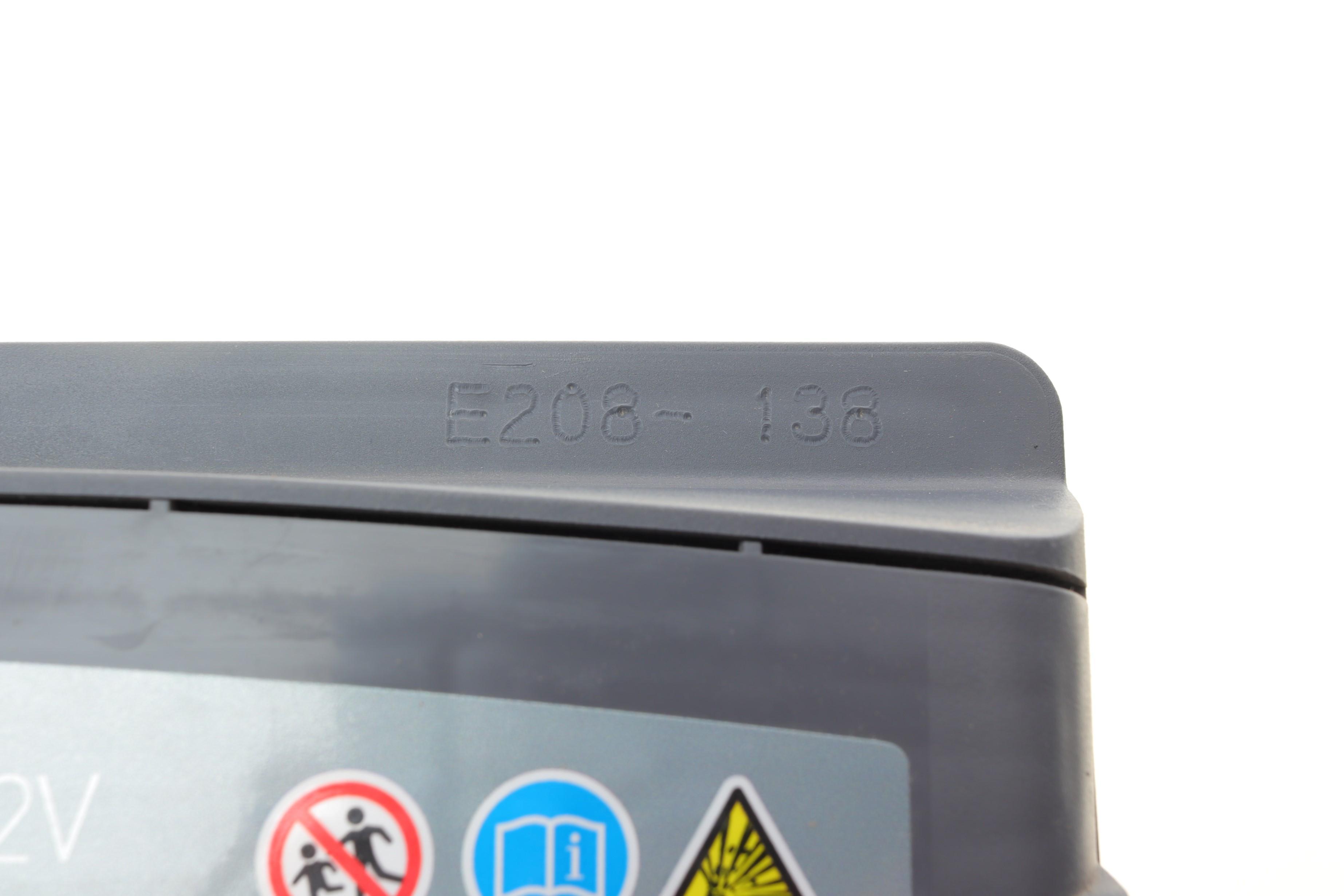 Акумуляторна батарея 77Ah/760A (278x175x190/+R/B13) Premium