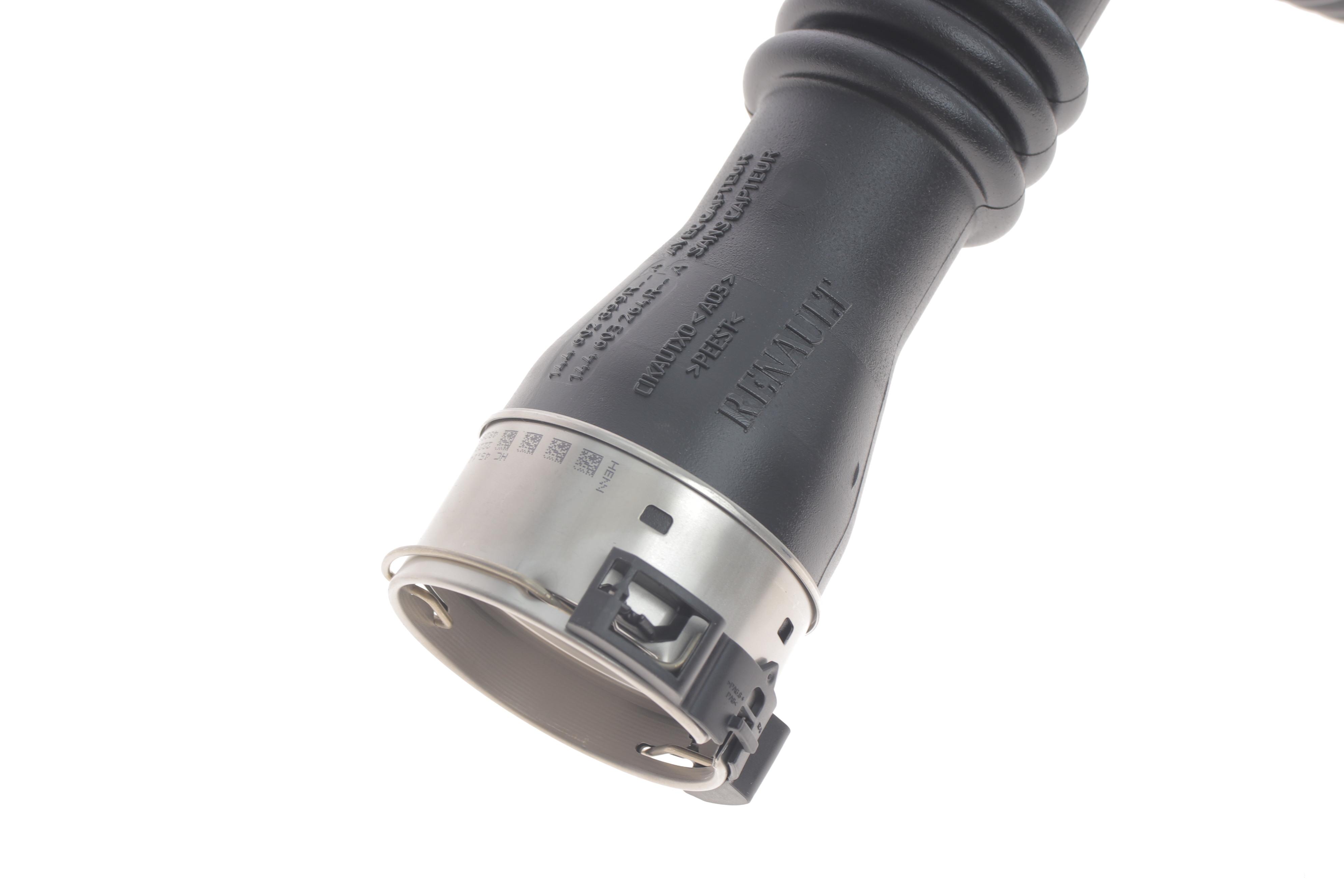 Патрубок інтеркулера (верхній) (R) Renault Megane III 1.6dCi 11-15