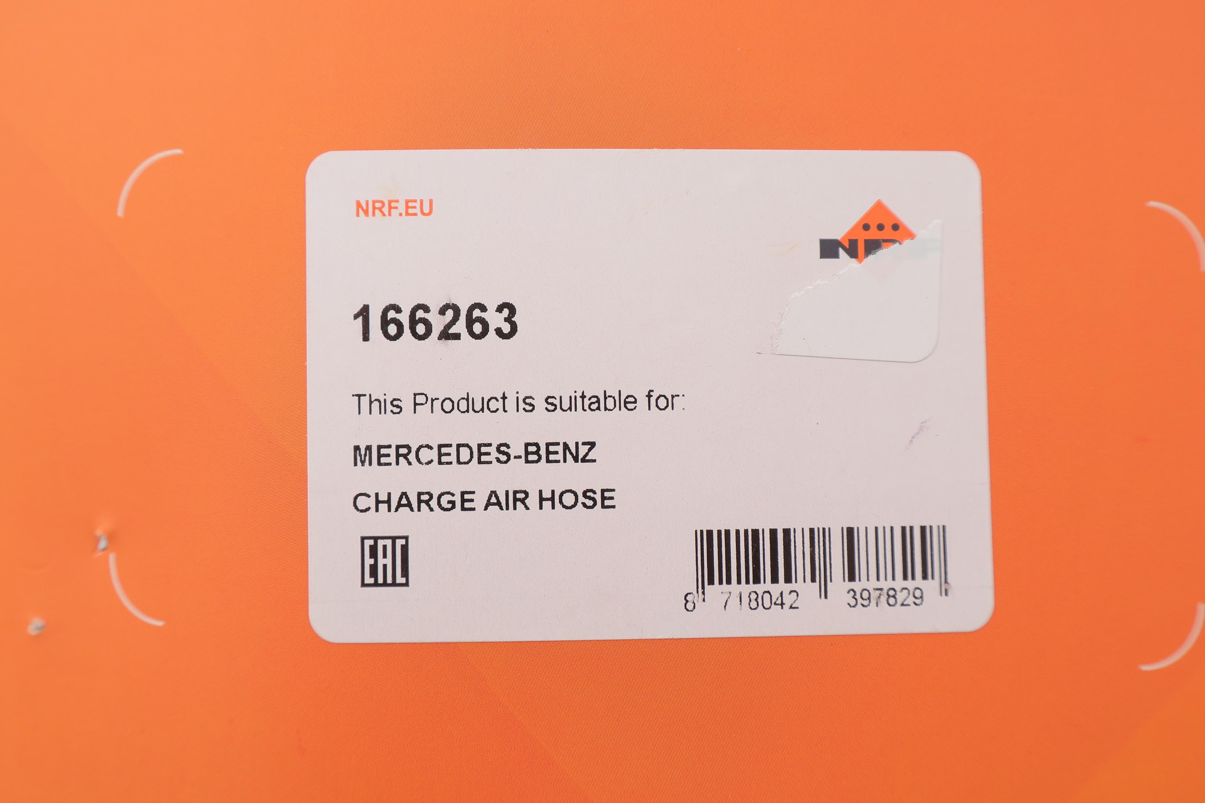 Патрубок інтеркулера (R) MB Sprinter (W906/W907/W910)) 2.2CDI (OM651) 06-