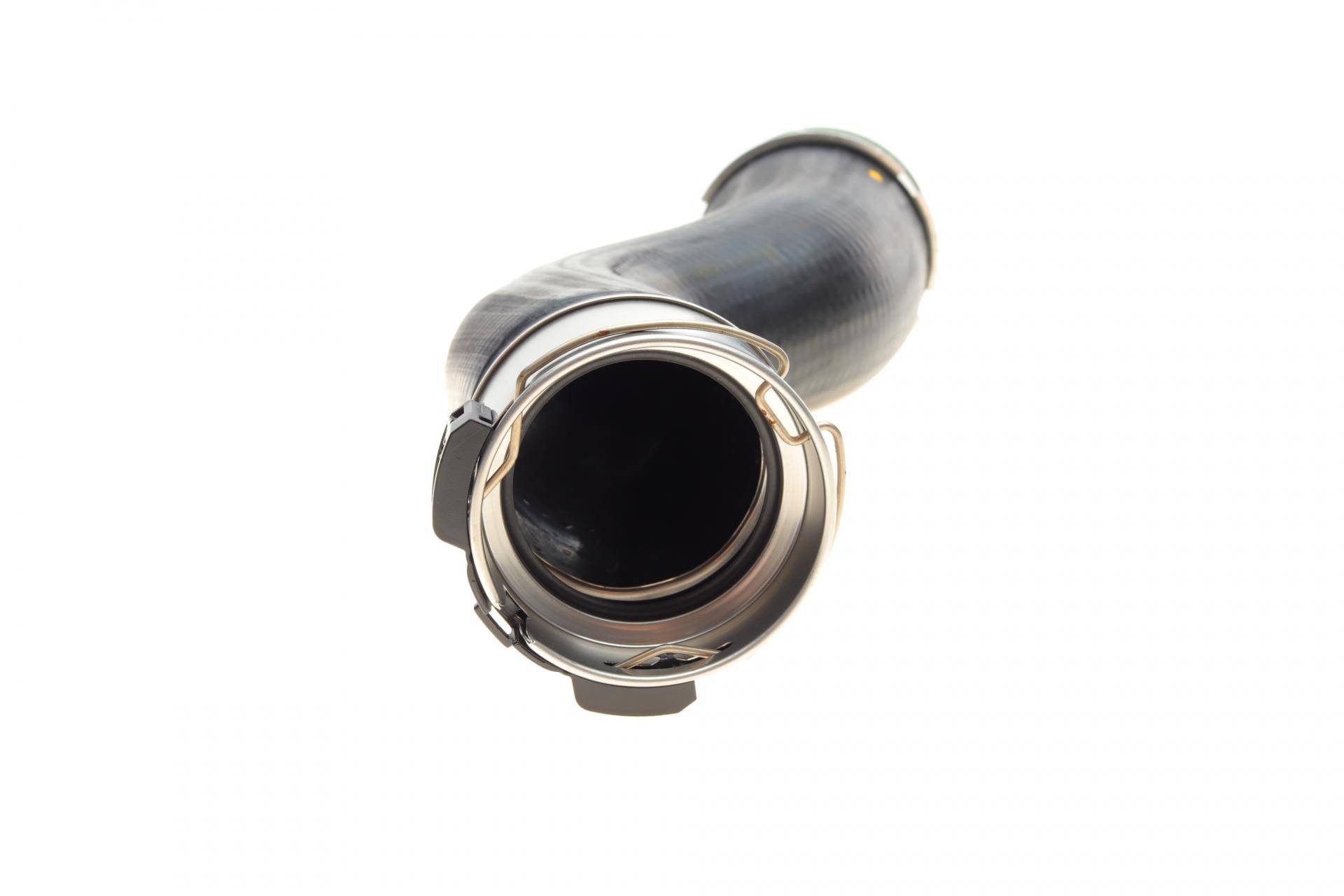 Патрубок інтеркулера (L) BMW X5 (F15/F85) 13-15 N47 D20