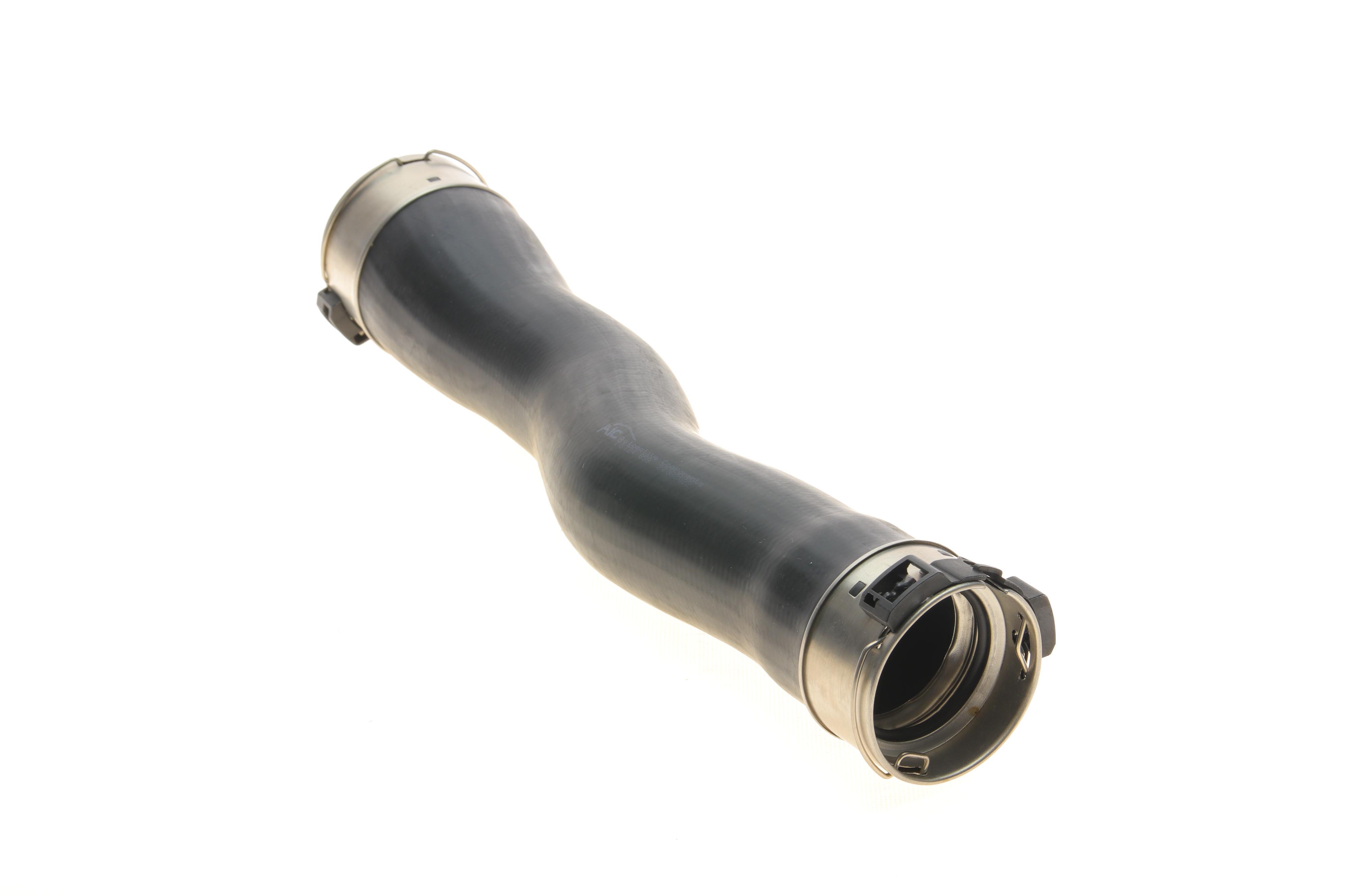 Патрубок інтеркулера (R) BMW 5 (F10/F07) 2.0d 10-16 (B47/N47)