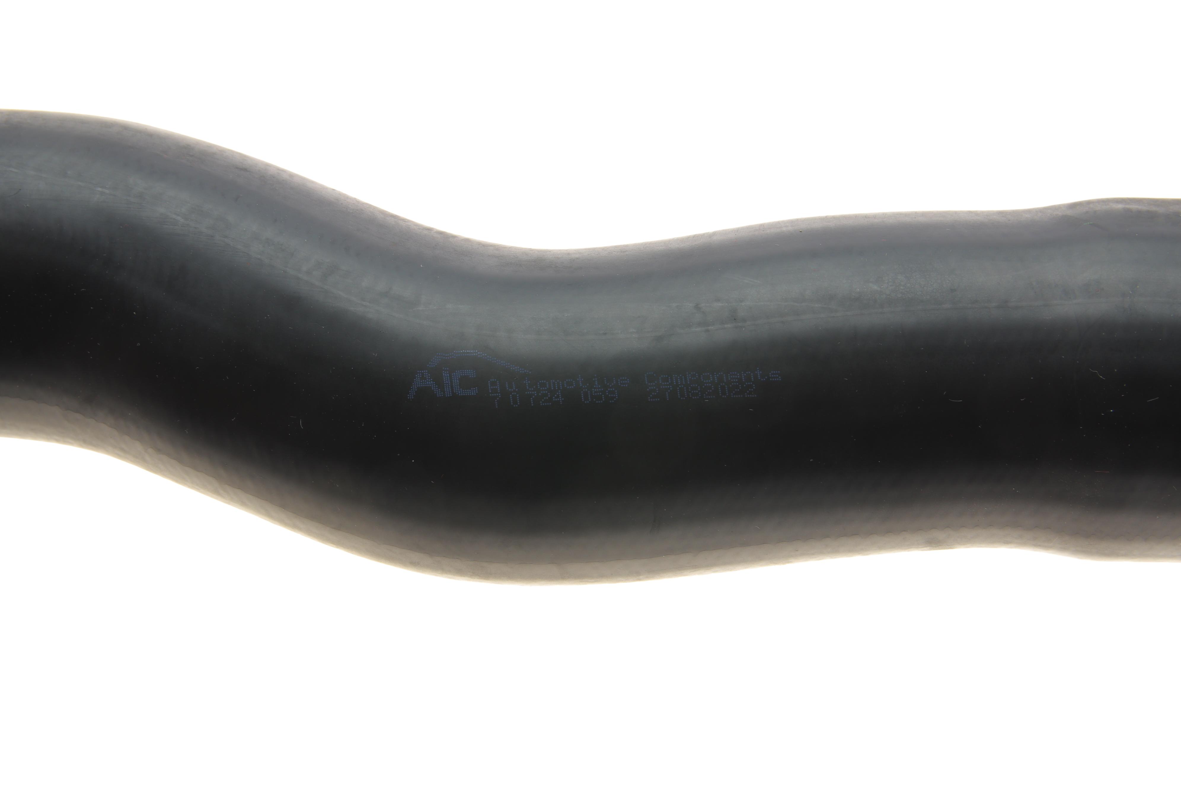 Патрубок інтеркулера (R) BMW 5 (F10/F07) 2.0d 10-16 (B47/N47)