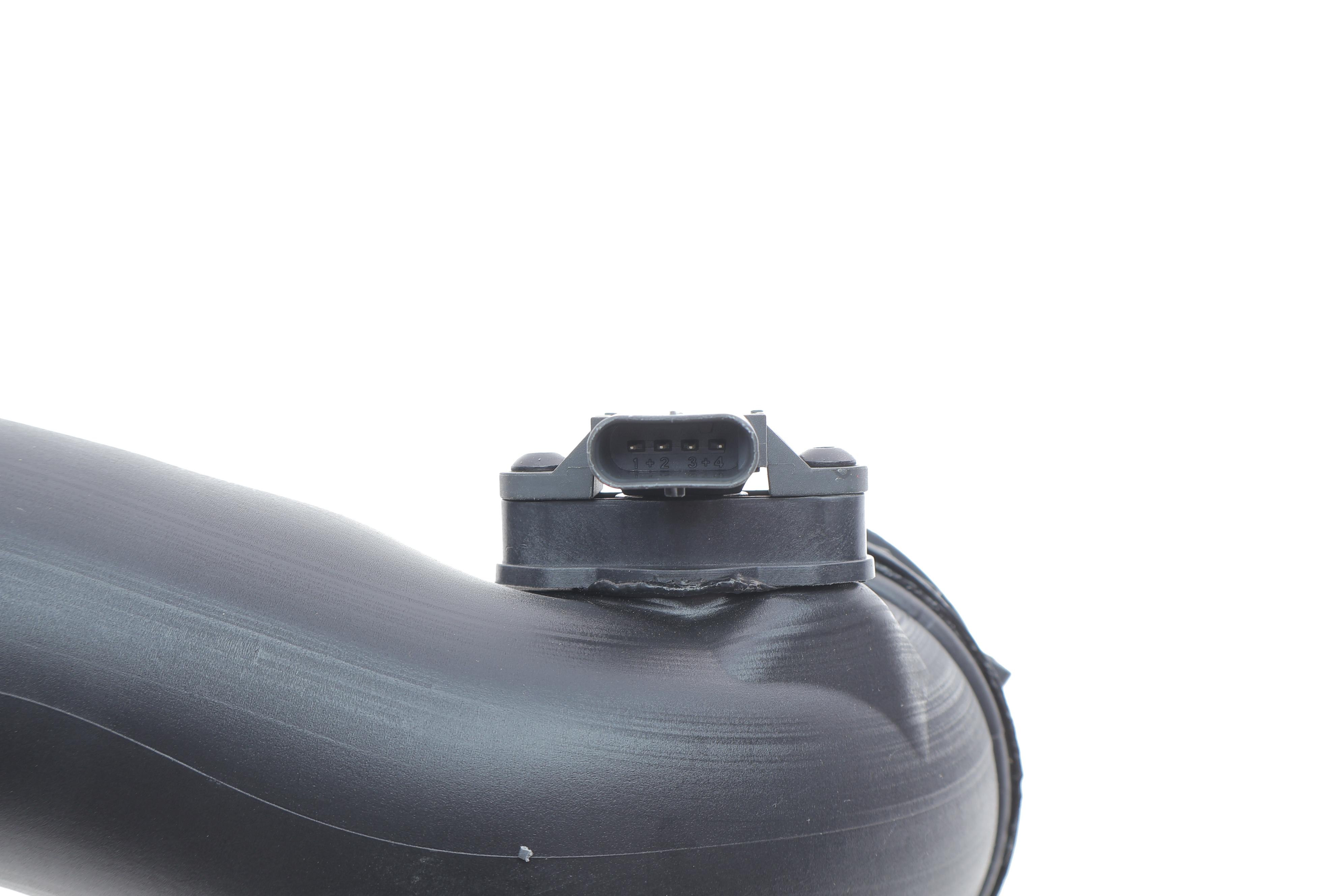 Патрубок інтеркулера BMW 6 (F06/F12/F13)/X5 (F15) 3.0 11-19 N55