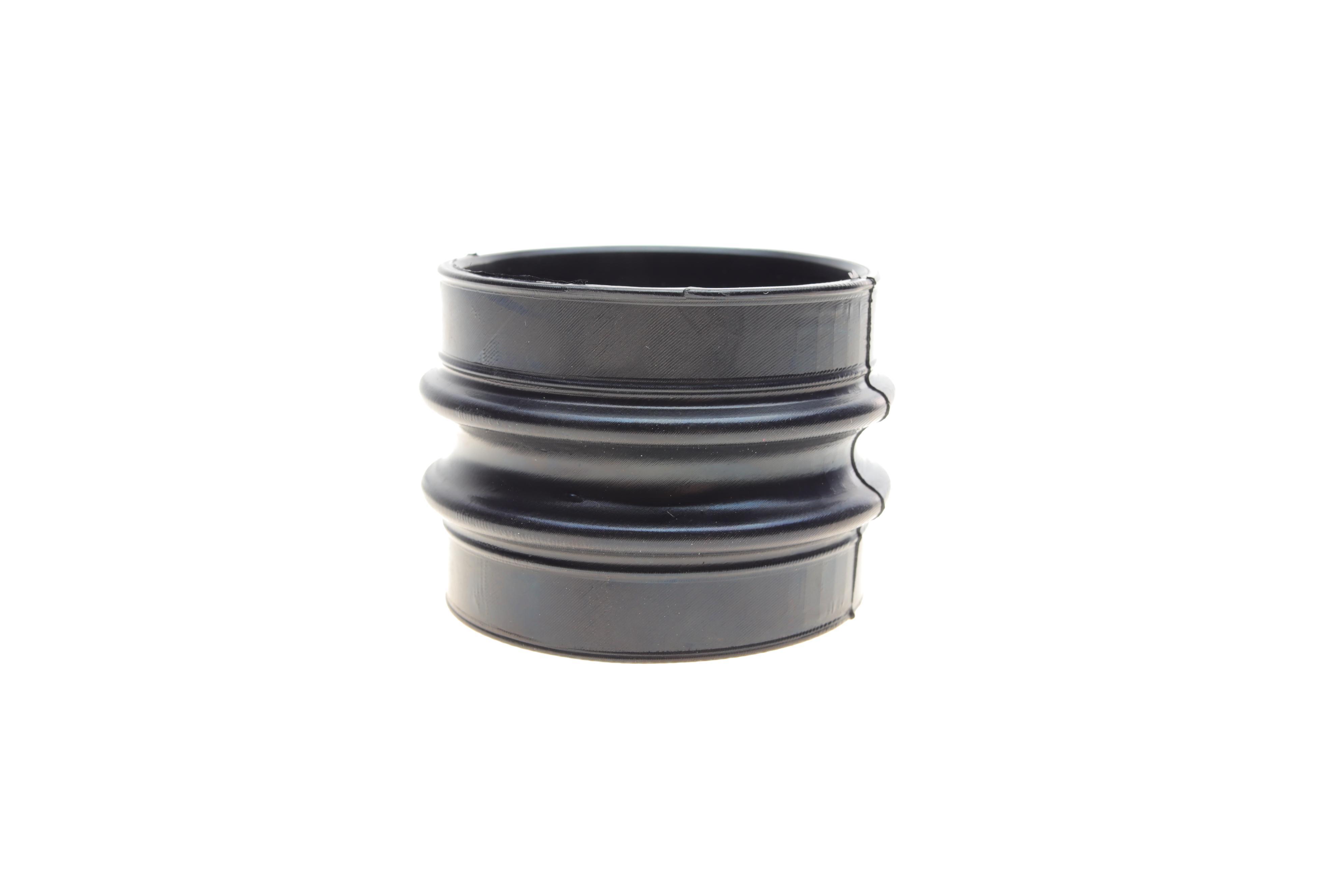 Патрубок інтеркулера MB C-class (W203/W204)/E-class (W211/W212) 1.8 02-15 (M271)