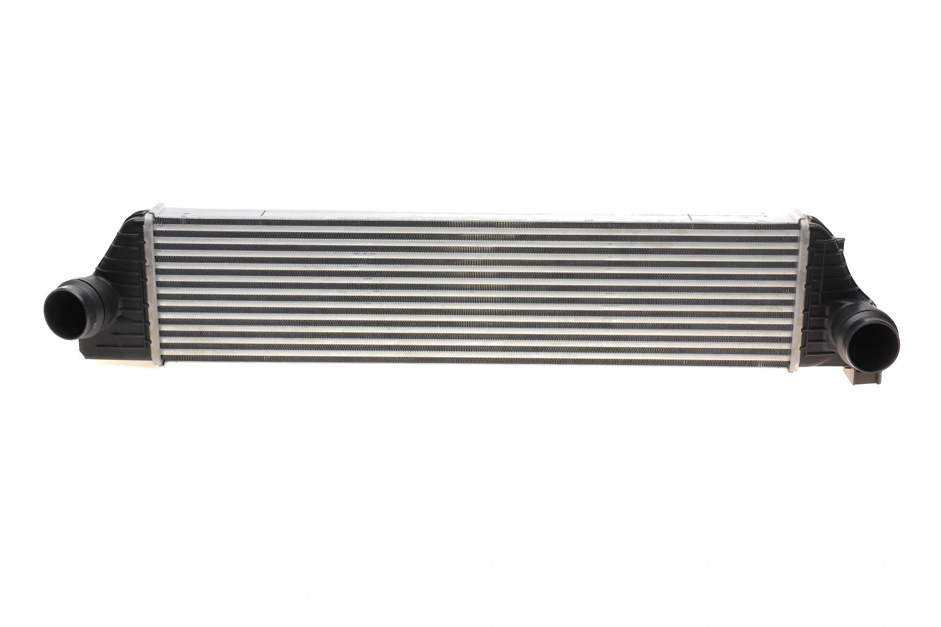 Радіатор інтеркулера Renault Master 2.3dCi 10-