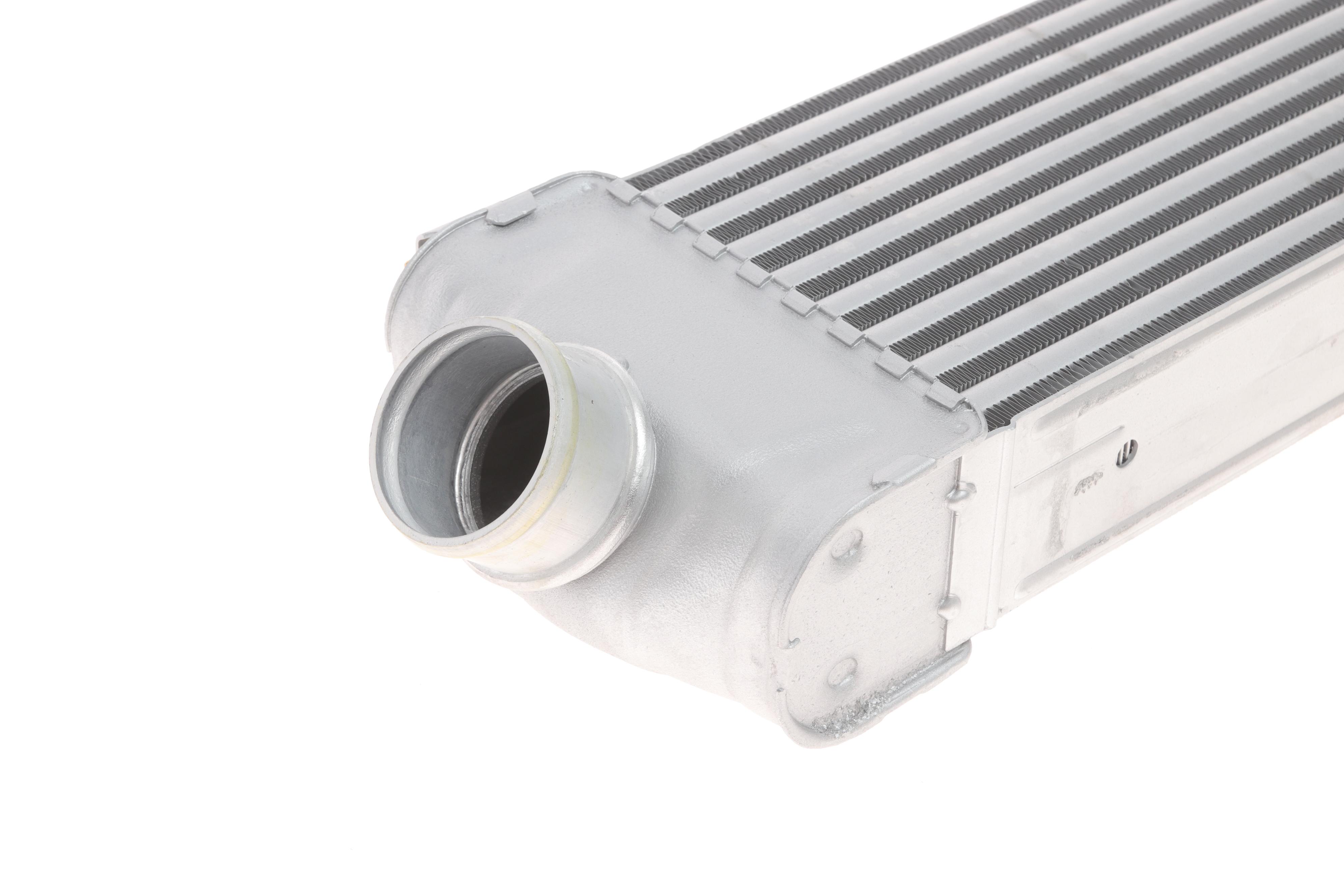 Радіатор інтеркулера Ford Transit 2.4DI 00-