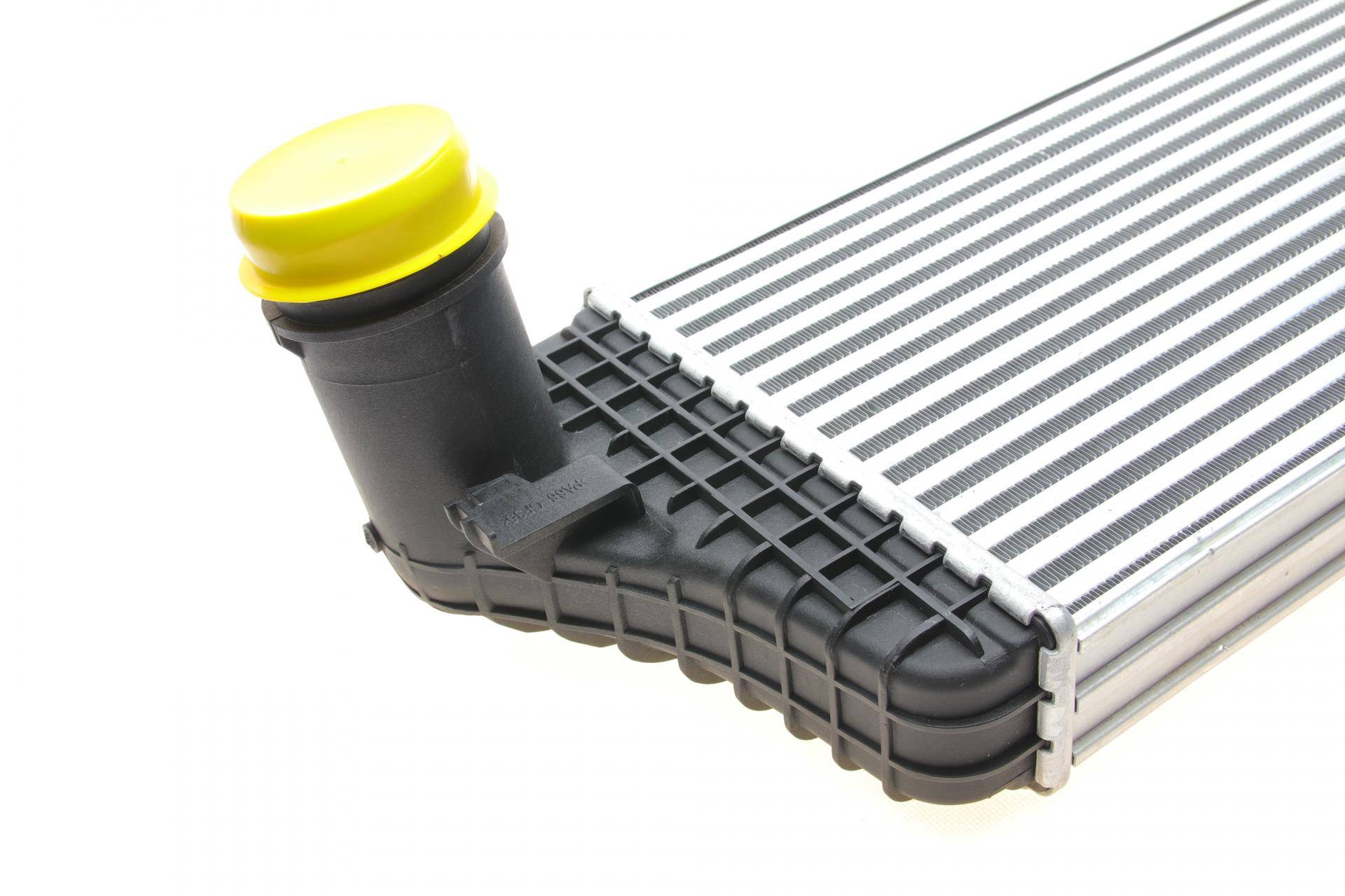 Радіатор інтеркулера VW T5/T6 2.0 TSI 09-