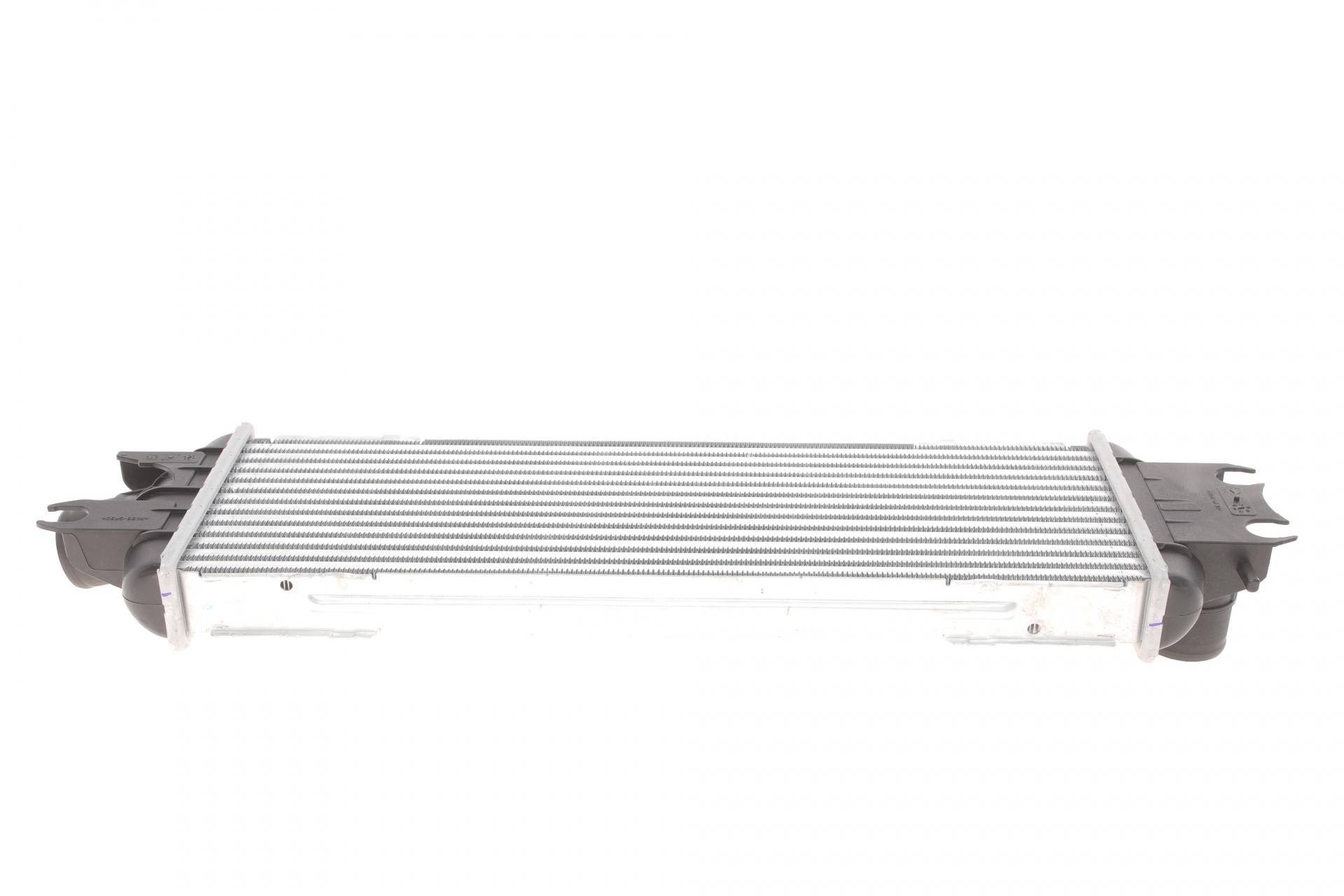 Радіатор інтеркулера Renault Trafic 2.5 dCi 01-