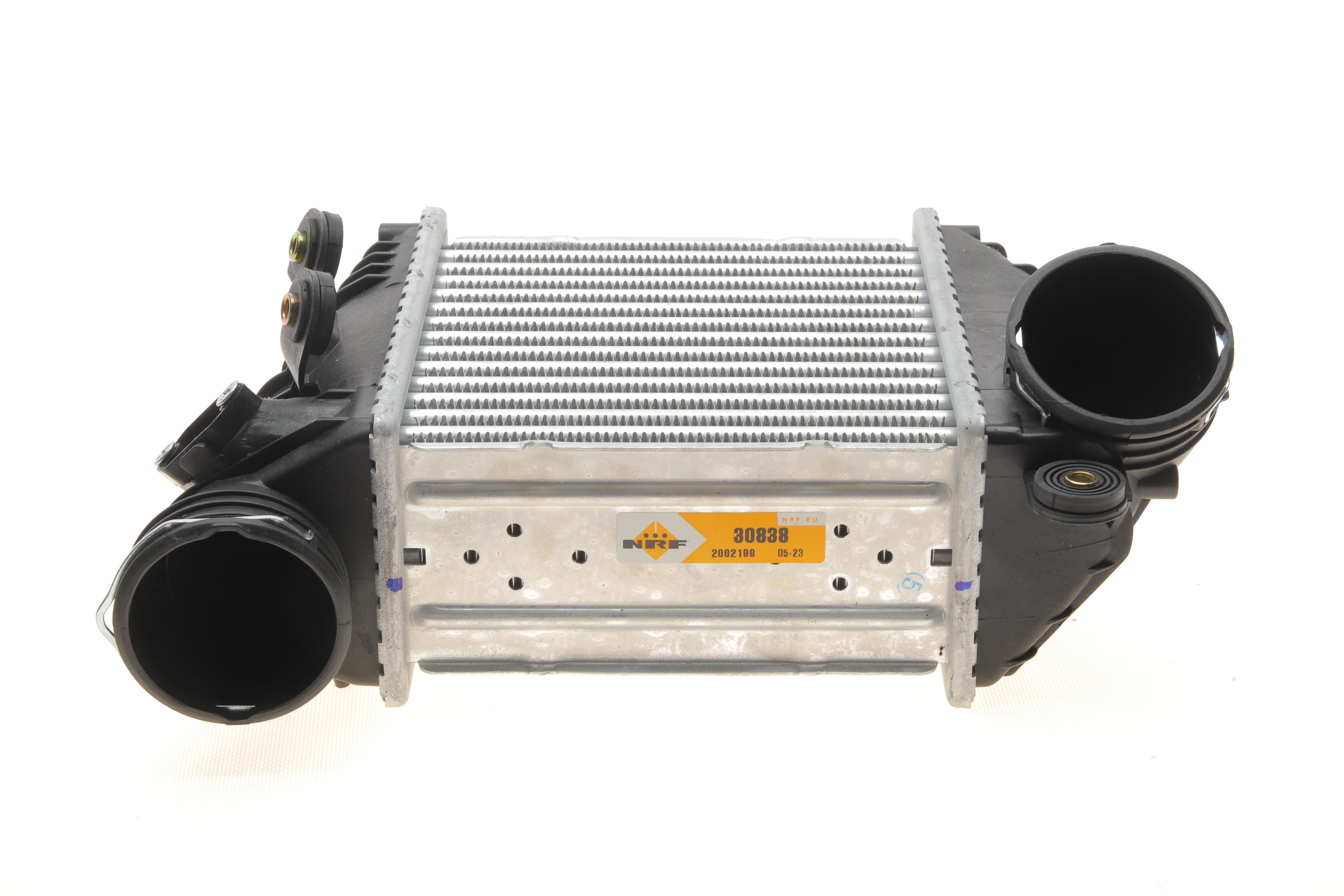 Радіатор інтеркулера VW Golf 1.9TDI -03