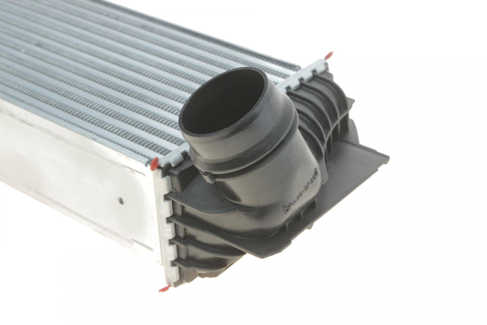 Радіатор інтеркулера BMW 5 (F07/F10/F11)/6 (F06/F12/F13)/7 (F01-F04) 3.0D N57 09-18