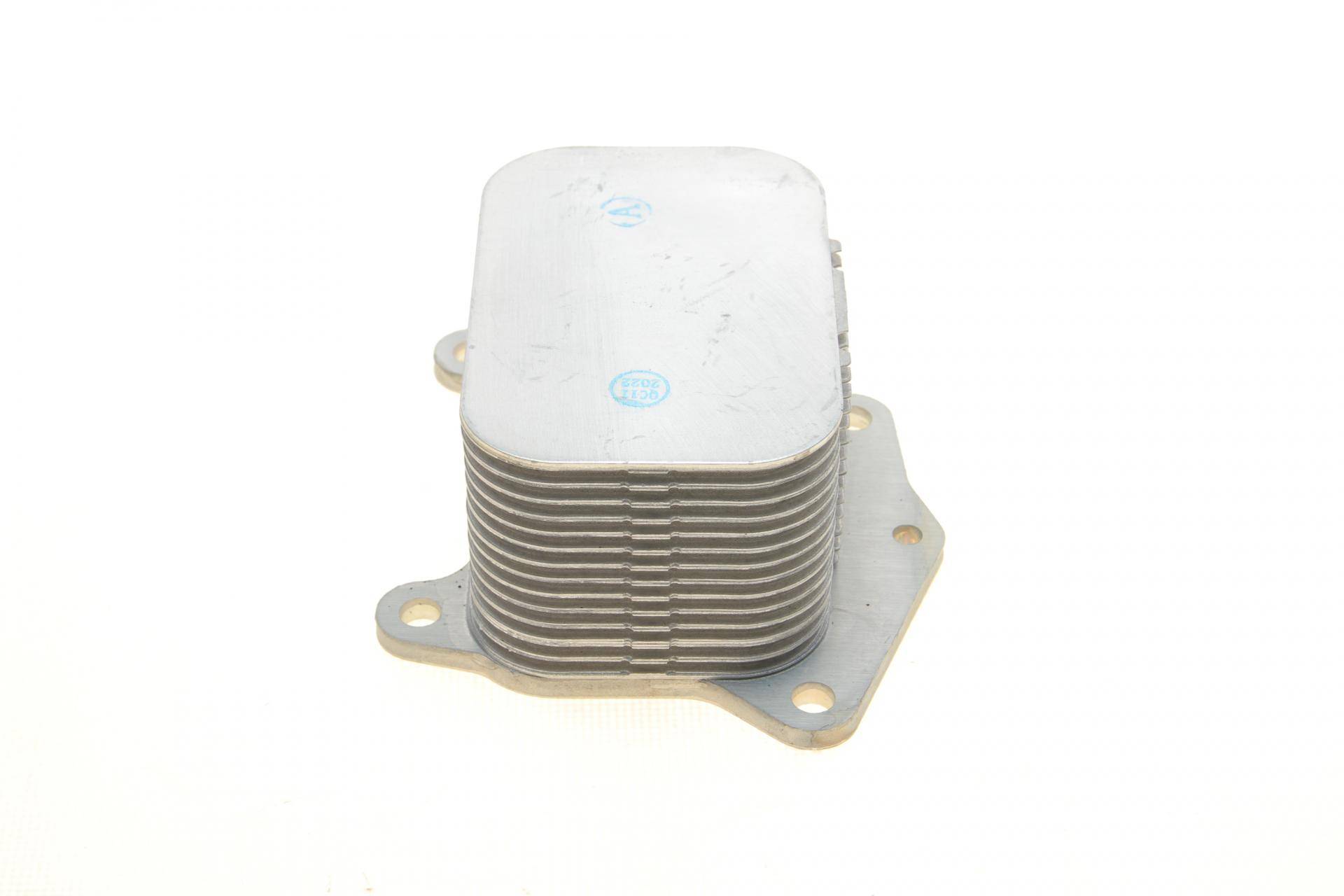 Радіатор масляний Citroen Berlingo/Peugeot Partner/Expert/Fiat Scudo 1.6hdi 07- (теплообмінник)