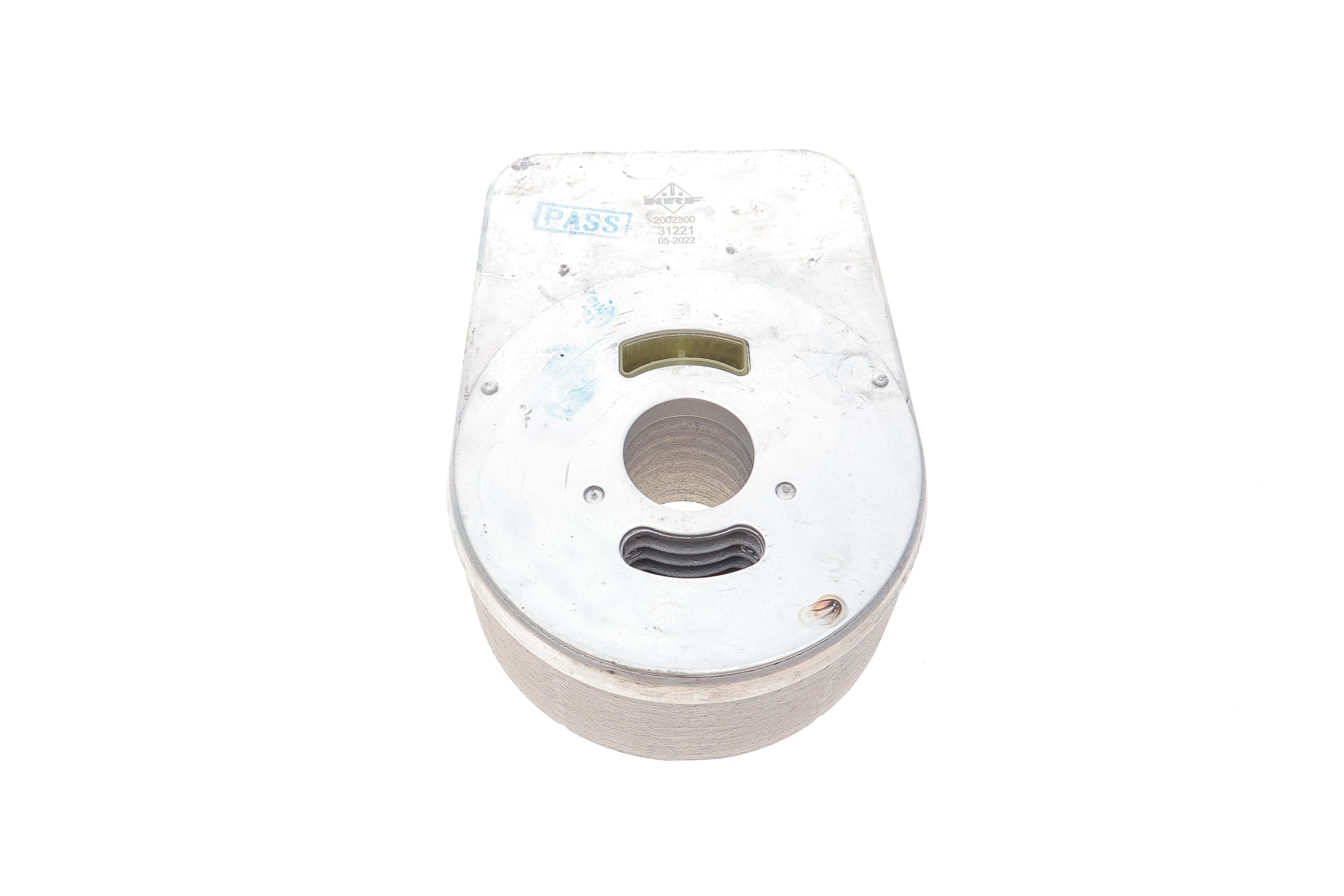 Радіатор масляний Renault Kangoo/Megane II/III 1.5dCi 02- (теплообмінник)