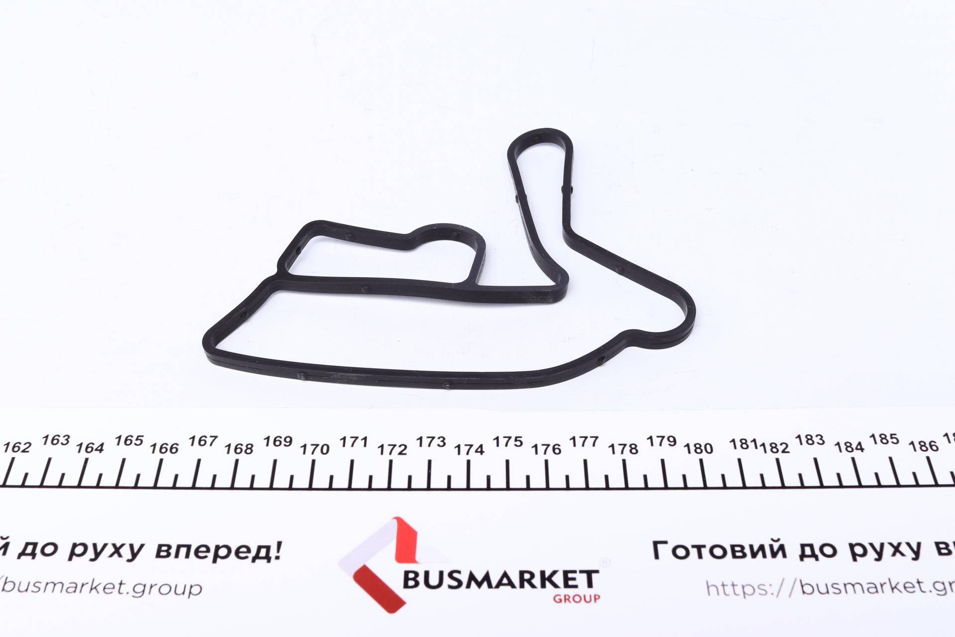 Радіатор масляний Fiat Doblo 1.6D 07- (теплообмінник)