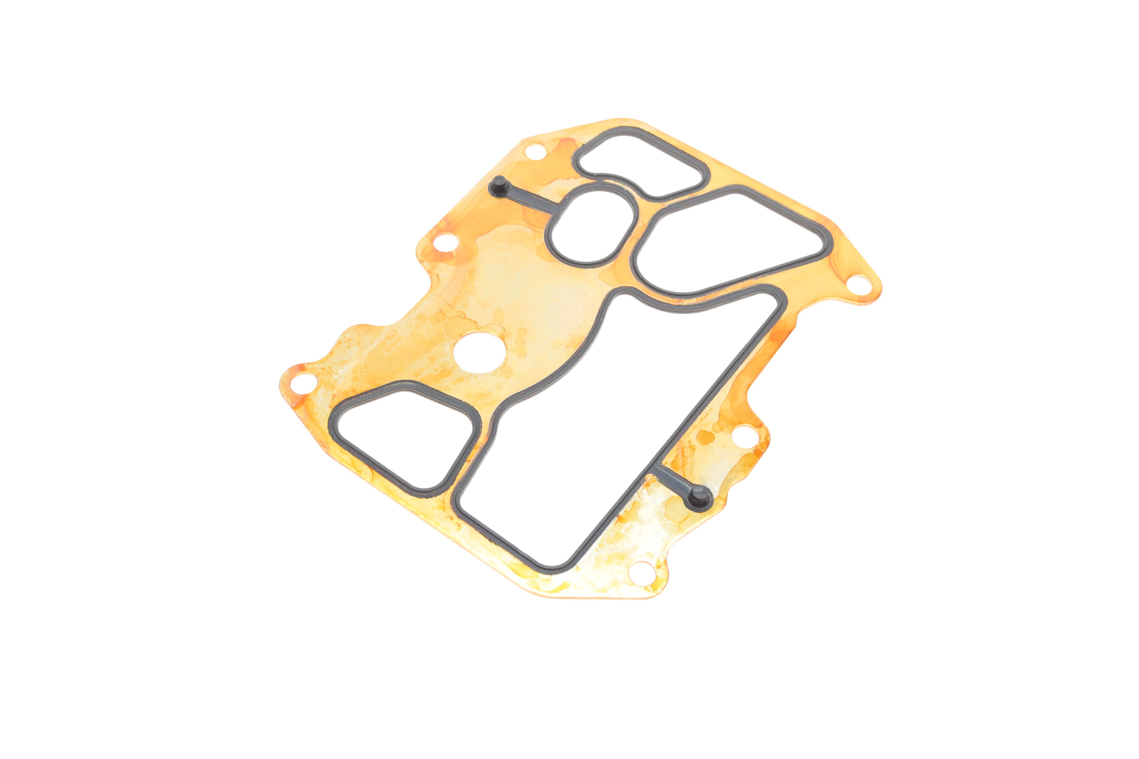 Радіатор масляний Audi A4/A5/A6/A7/A8/Q5/Q7/Q8 3.0 TDI 14- (теплообмінник)