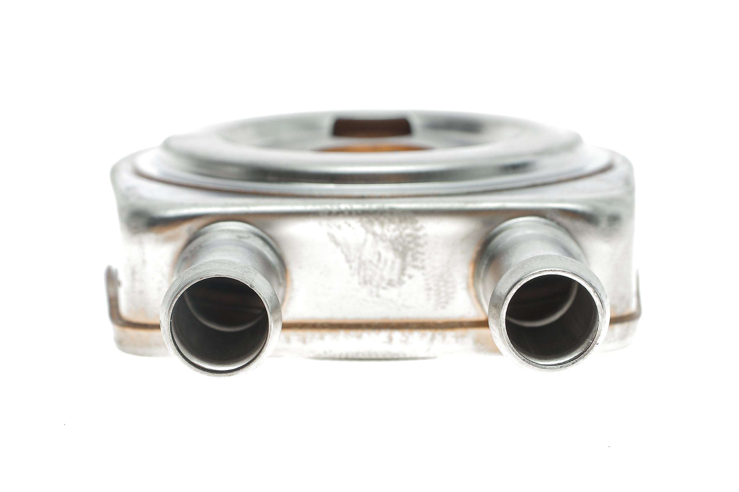 Радіатор масляний Renault Trafic 1.9dCi 01- (теплообмінник)