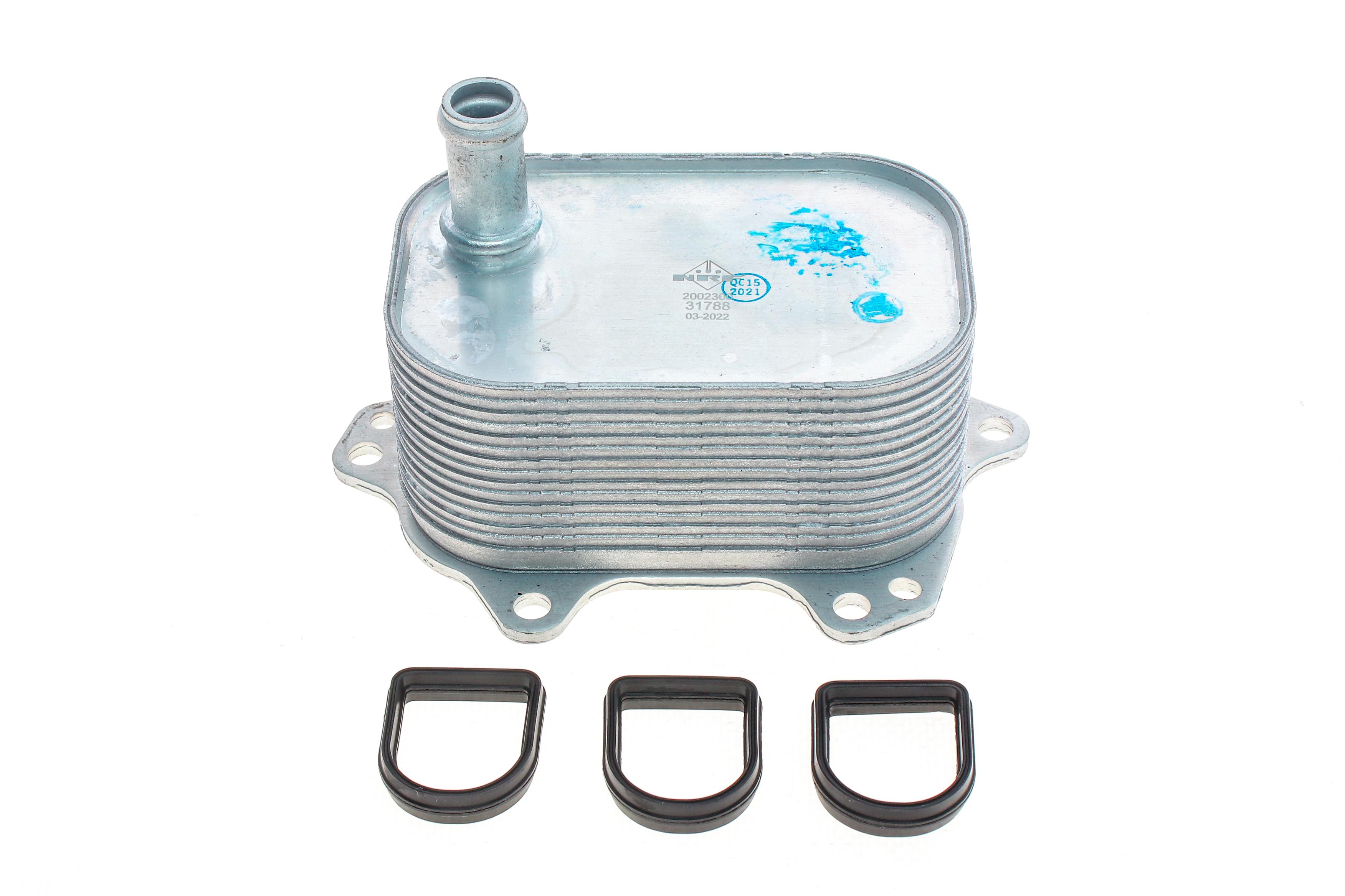 Радіатор масляний Audi A6 2.0 TDI 13-18 (теплообмінник)