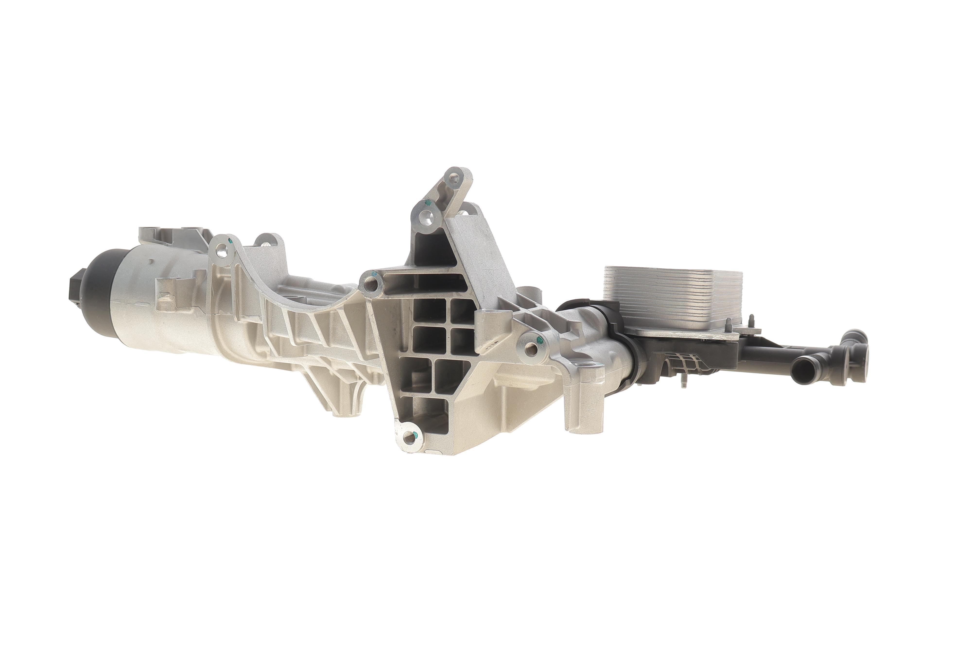 Радіатор масляний (з корпусом фільтра) MB C-class (W205) 14-18 (теплообмінник)