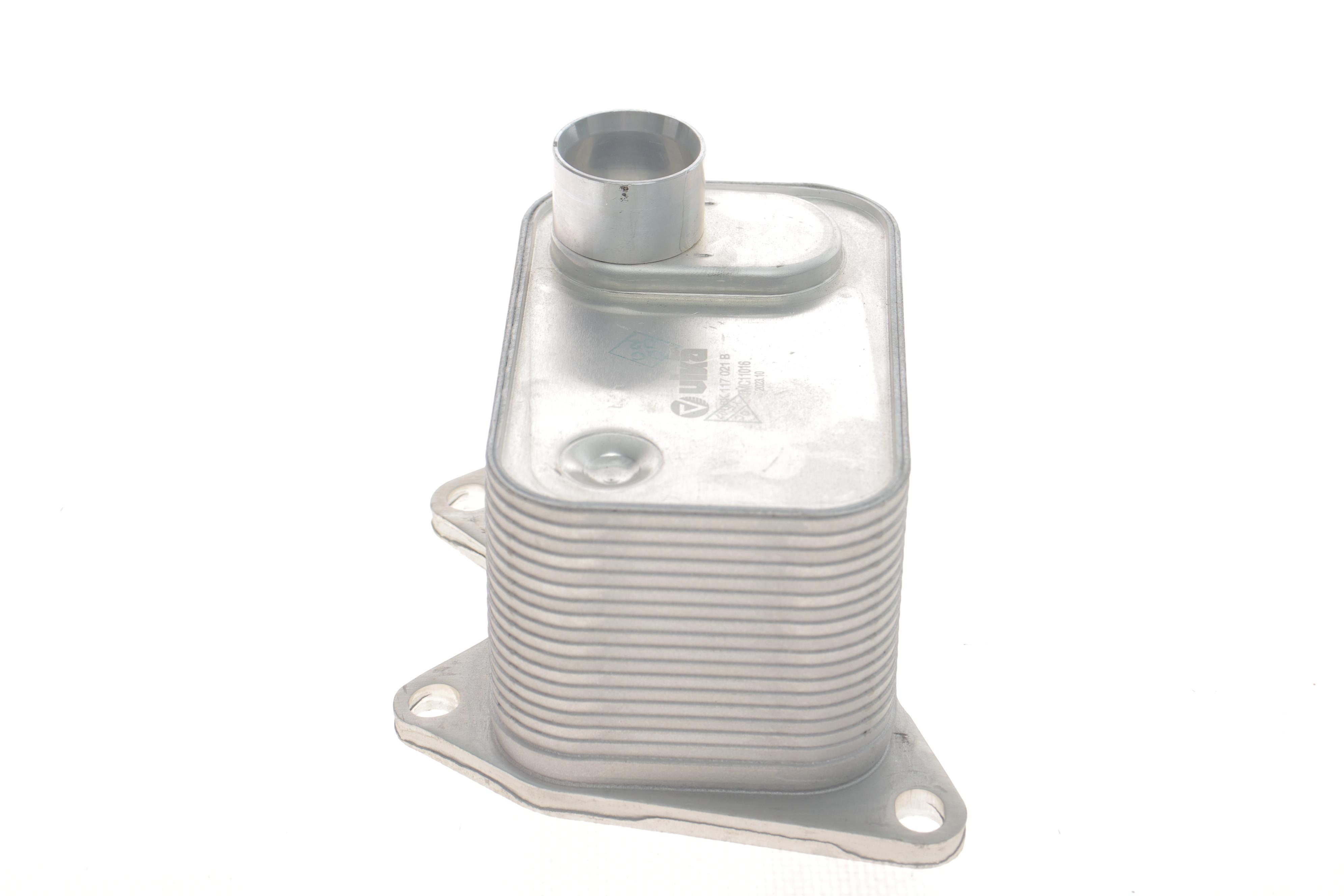 Радіатор масляний VW Jetta 1.8/2.0TSI 14-/Tiguan 2.0TSI 17- (теплообмінник)