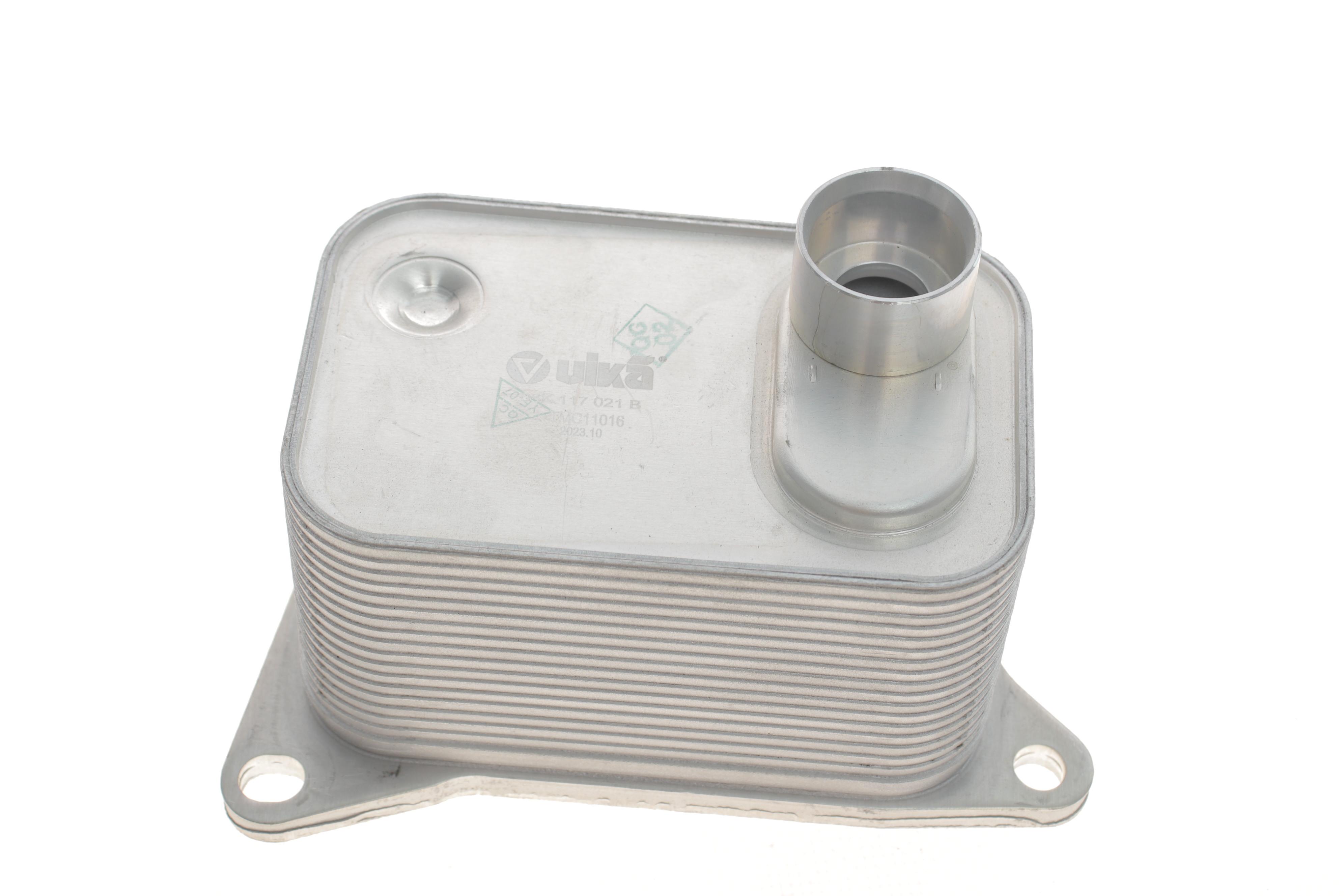 Радіатор масляний VW Jetta 1.8/2.0TSI 14-/Tiguan 2.0TSI 17- (теплообмінник)