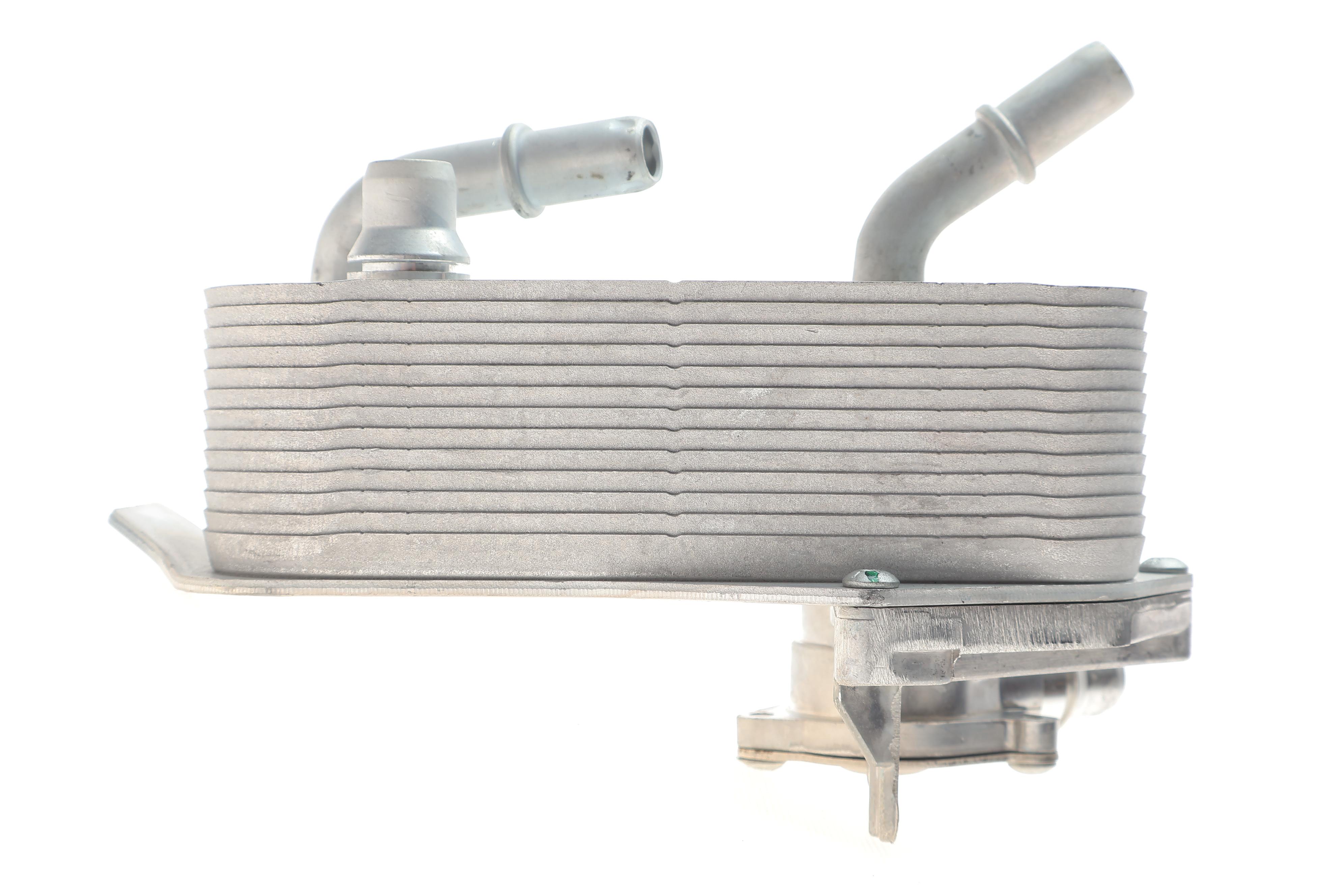 Радіатор оливний BMW 3 (E90)/X1 (E84) 2.0-3.0 N52/N53 04-13 (теплообмінник) (АКПП)