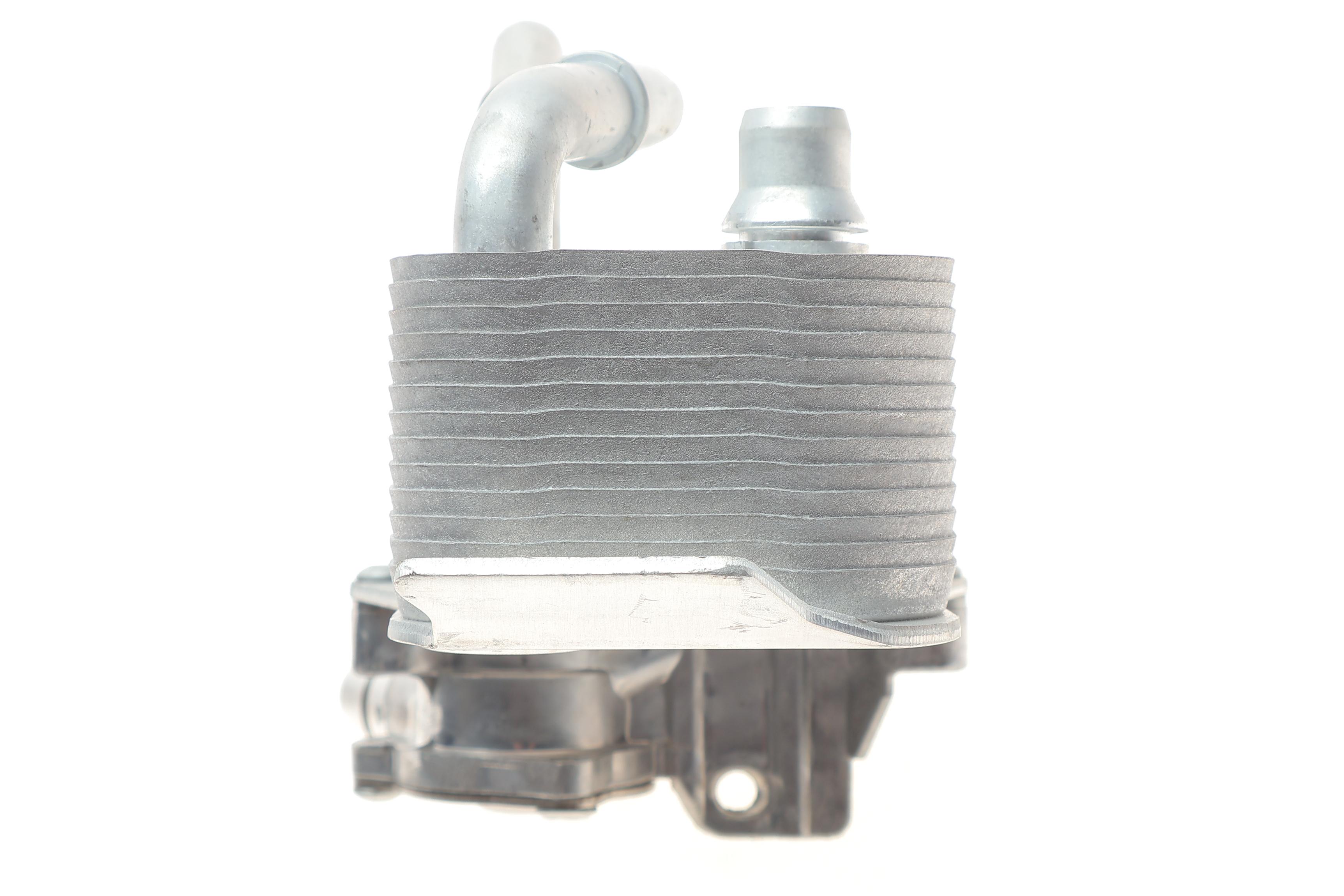 Радіатор оливний BMW 3 (E90)/X1 (E84) 2.0-3.0 N52/N53 04-13 (теплообмінник) (АКПП)