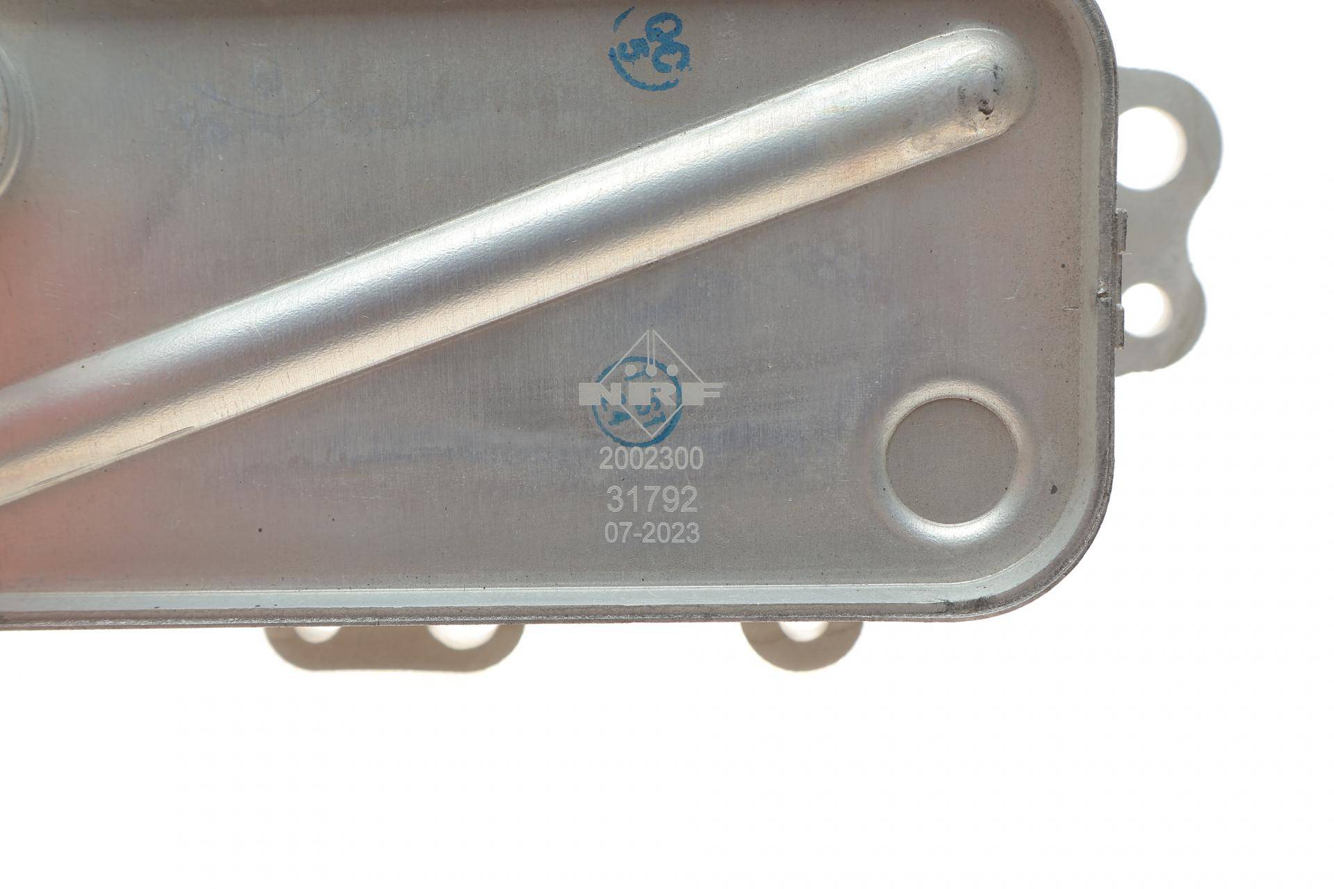 Радіатор масляний Opel Zafira 2.0 TDCI 11- (теплообмінник)