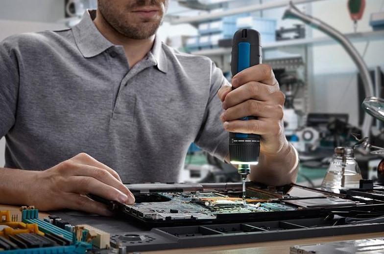 Шуруповерт акумуляторний Bosch GO (2,5-5 Nm/3.6V) 360 об./Макс /d=6,35мм (+ кейс з бітами)