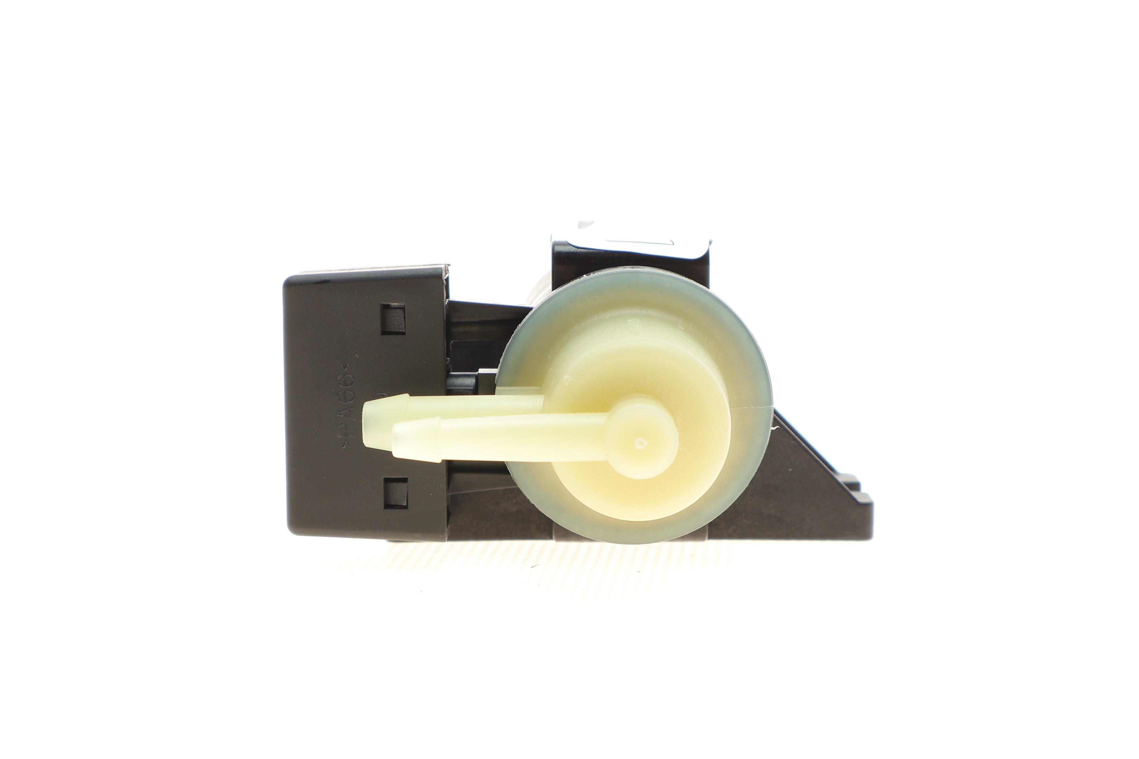 Клапан управління рециркуляції ВГ MB Sprinter 2.2CDI OM646 02-