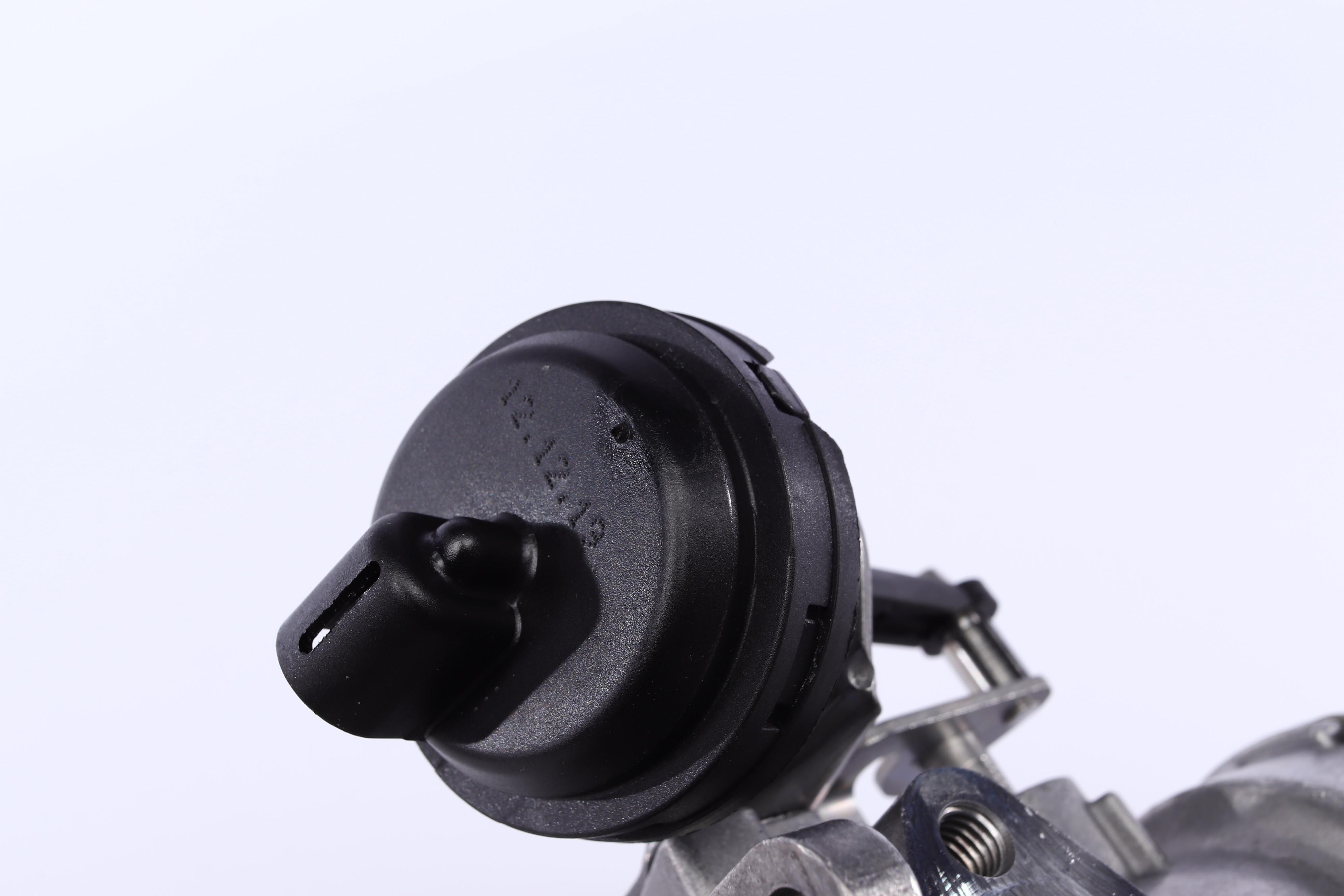 Клапан EGR VW Caddy 1.9TDI 77KW 03-