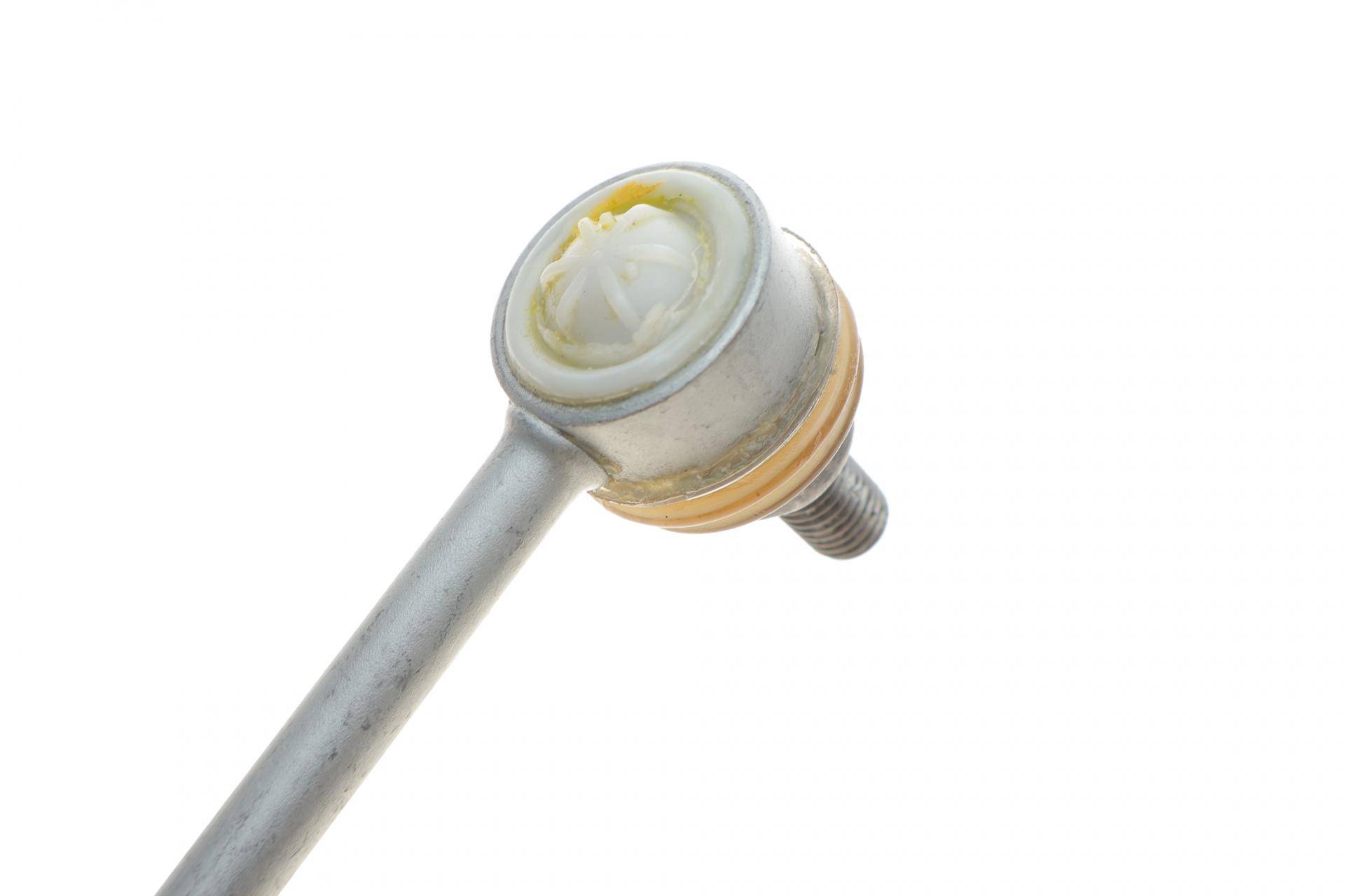 Тяга стабілізатора (переднього) Ford Fiesta V/Fusion 01-12