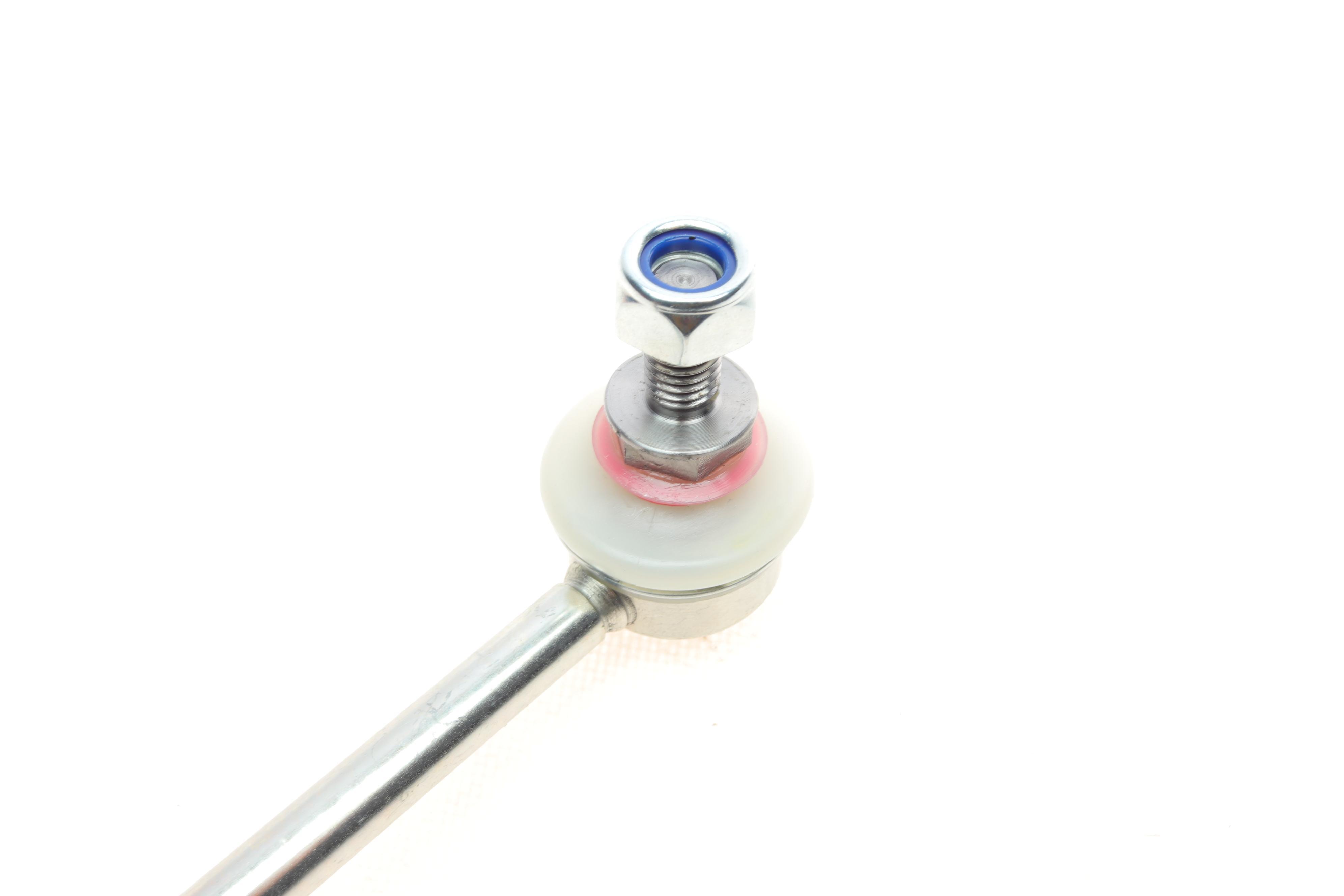 Тяга стабілізатора (переднього) (R) BMW 3 (E90) 05-11