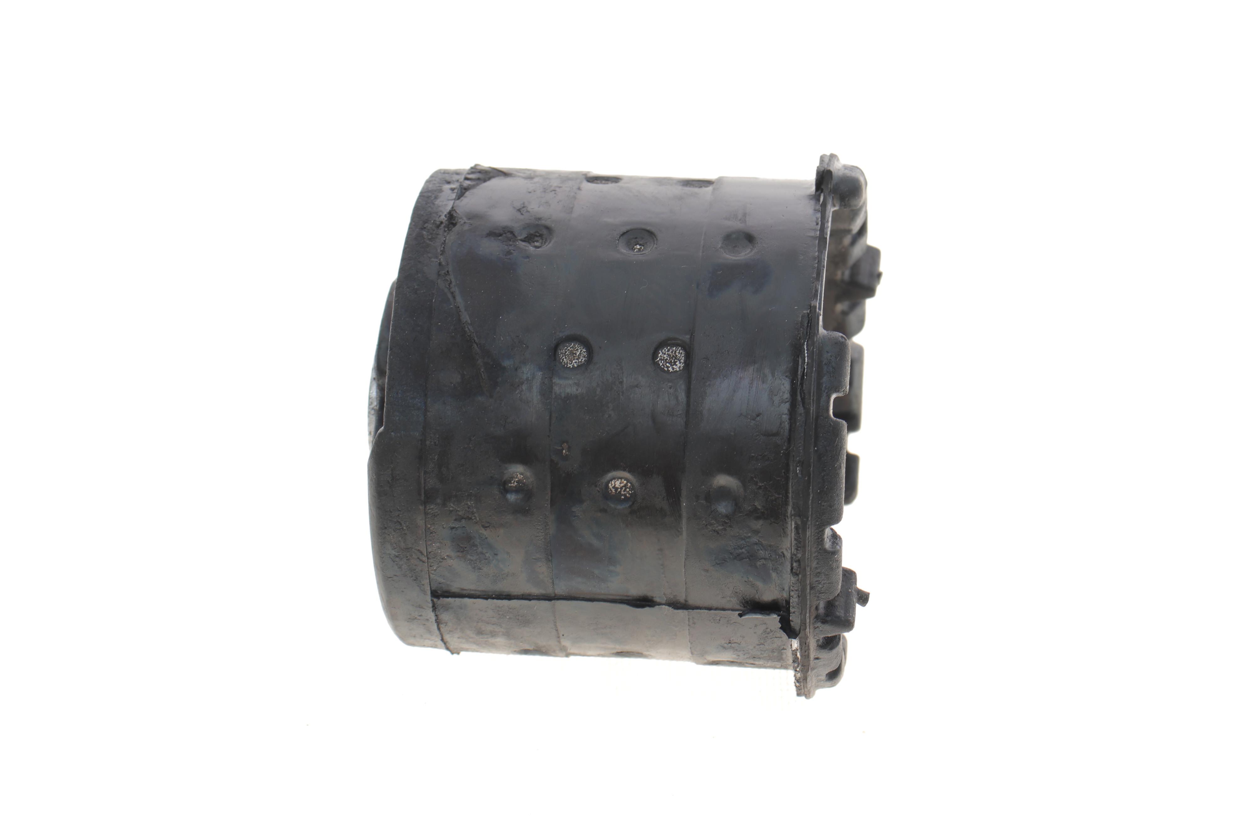 Сайлентблок балки (задньої) BMW X5 (E53) 00-06