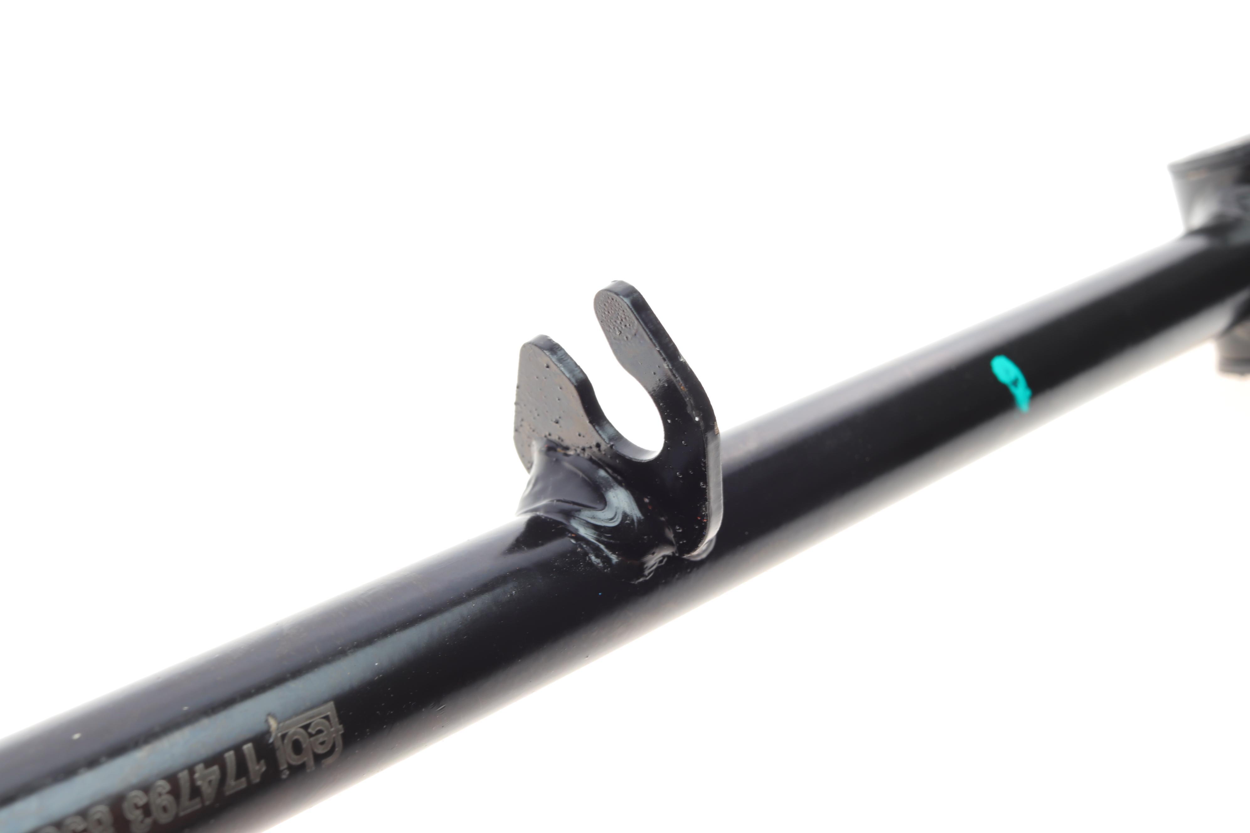 Важіль підвіски (задній) (R) Nissan X-trail 01-13