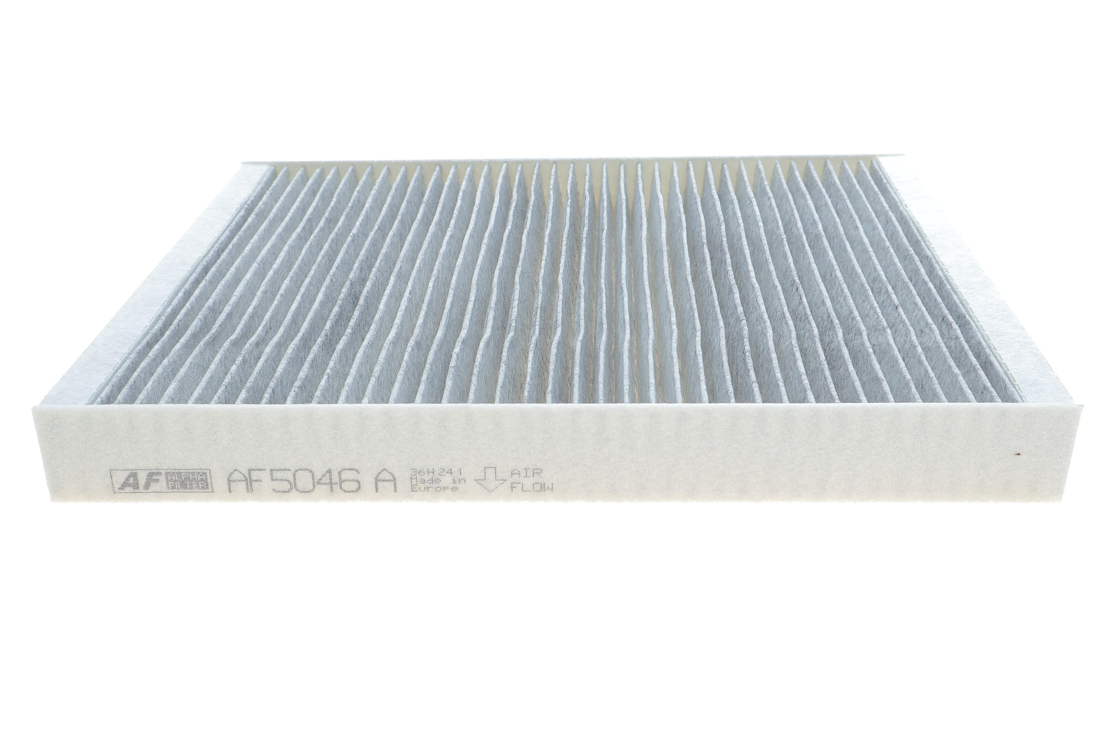 Фільтр салону VW T5 03-15/T6 15-/Porsche Cayenne 02-10/Audi Q7 06-15 (вугільний)