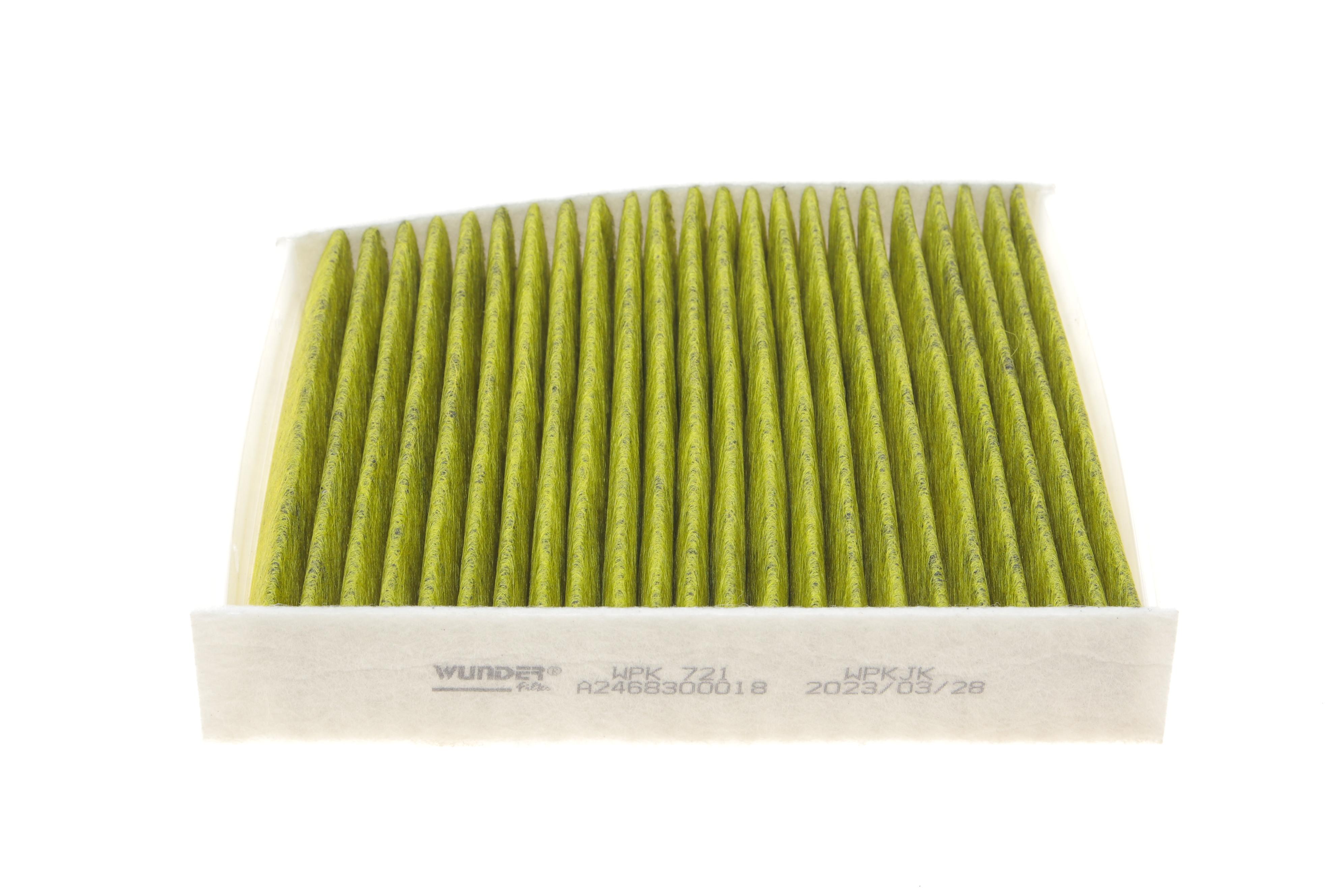 Фільтр салону MB A-class (W176)/B (W246/W242) 12-/Infiniti Q30 15- (вугільний)